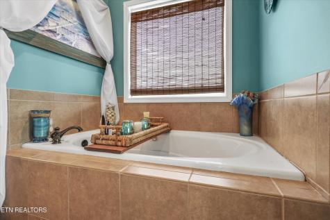 1463 Benjamin Boulevard Sevierville TN 37876