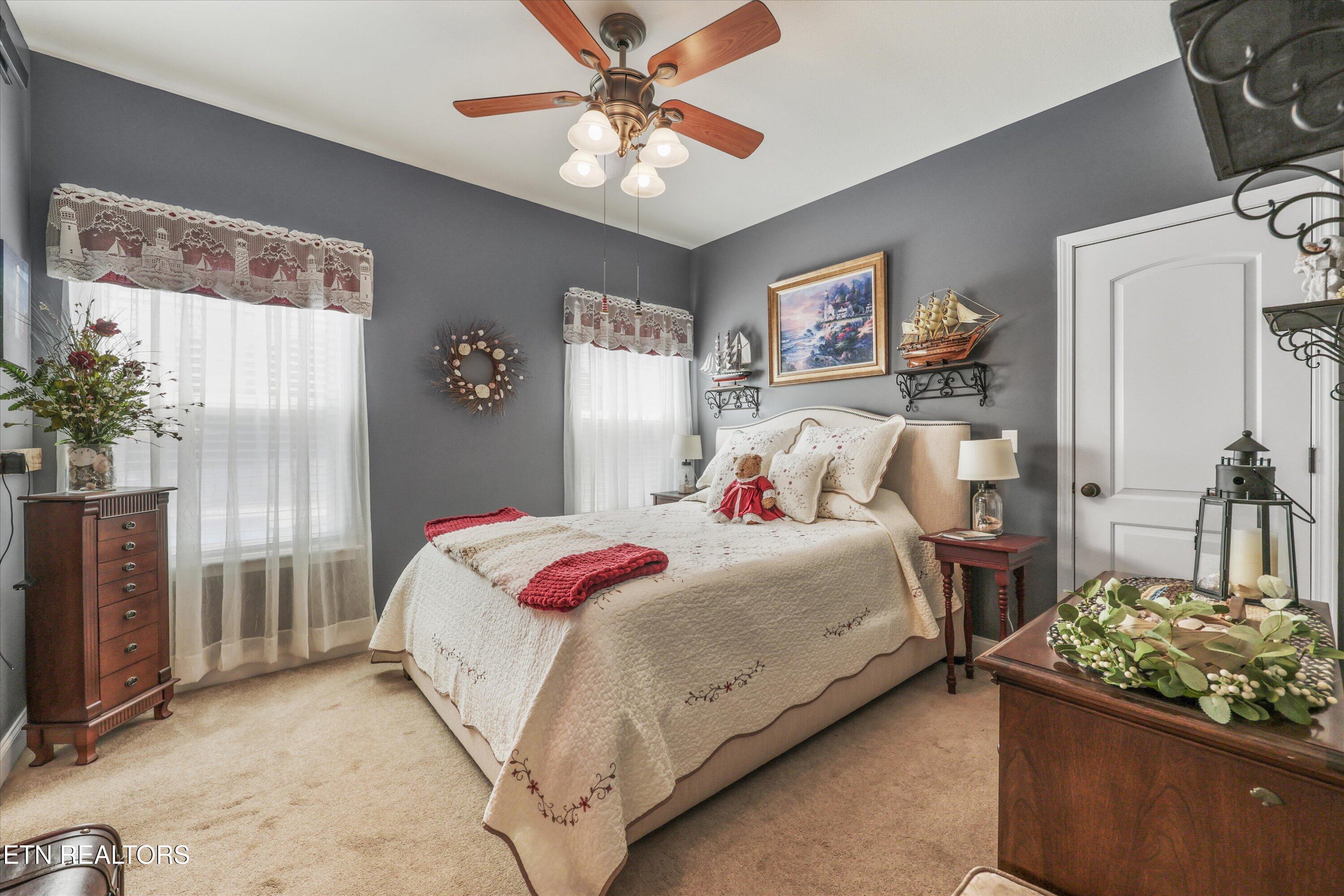 1463 Benjamin Boulevard Sevierville TN 37876