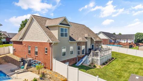 1463 Benjamin Boulevard Sevierville TN 37876