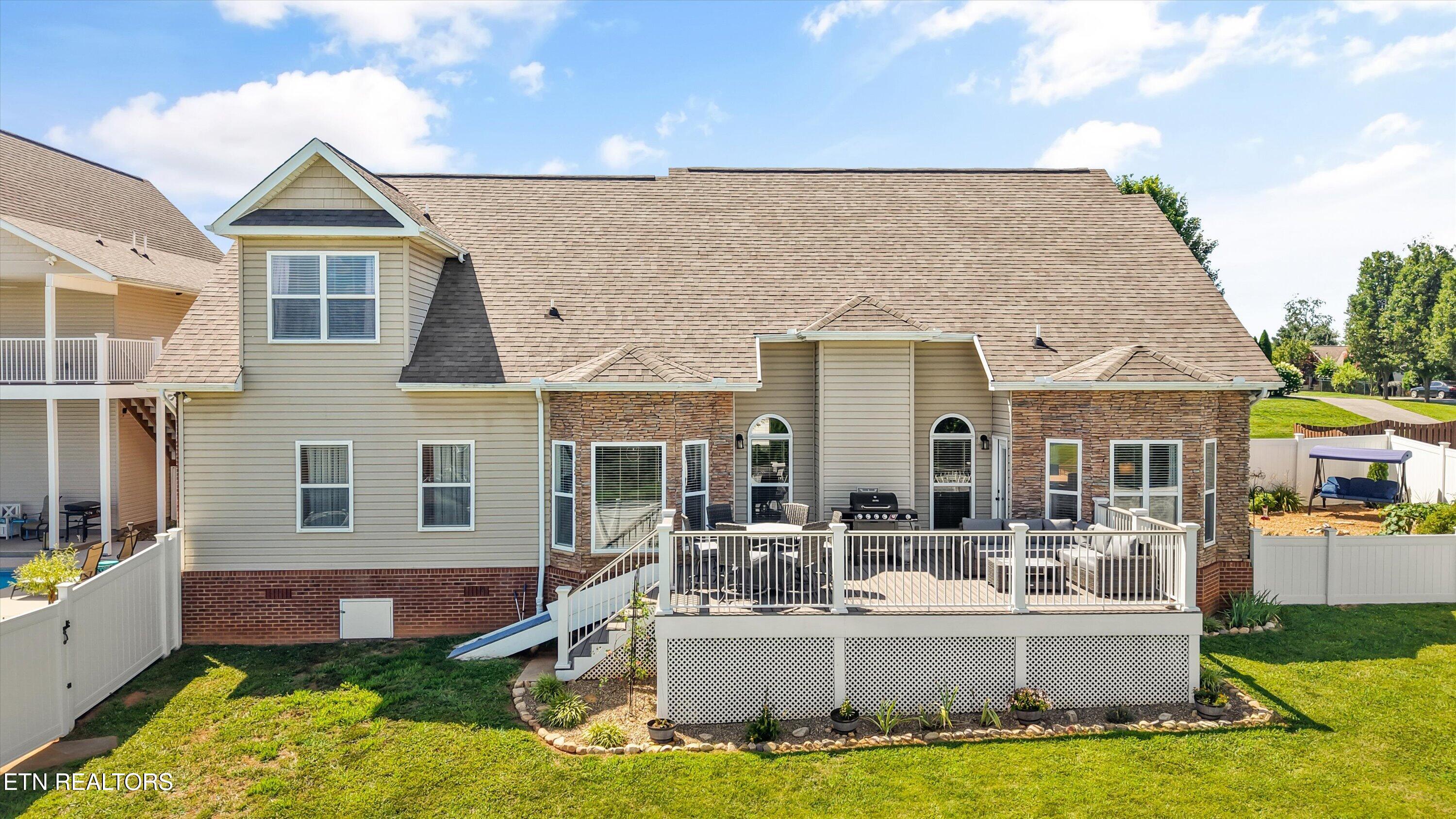 1463 Benjamin Boulevard Sevierville TN 37876