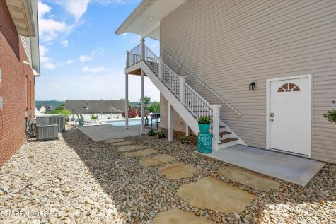1463 Benjamin Boulevard Sevierville TN 37876