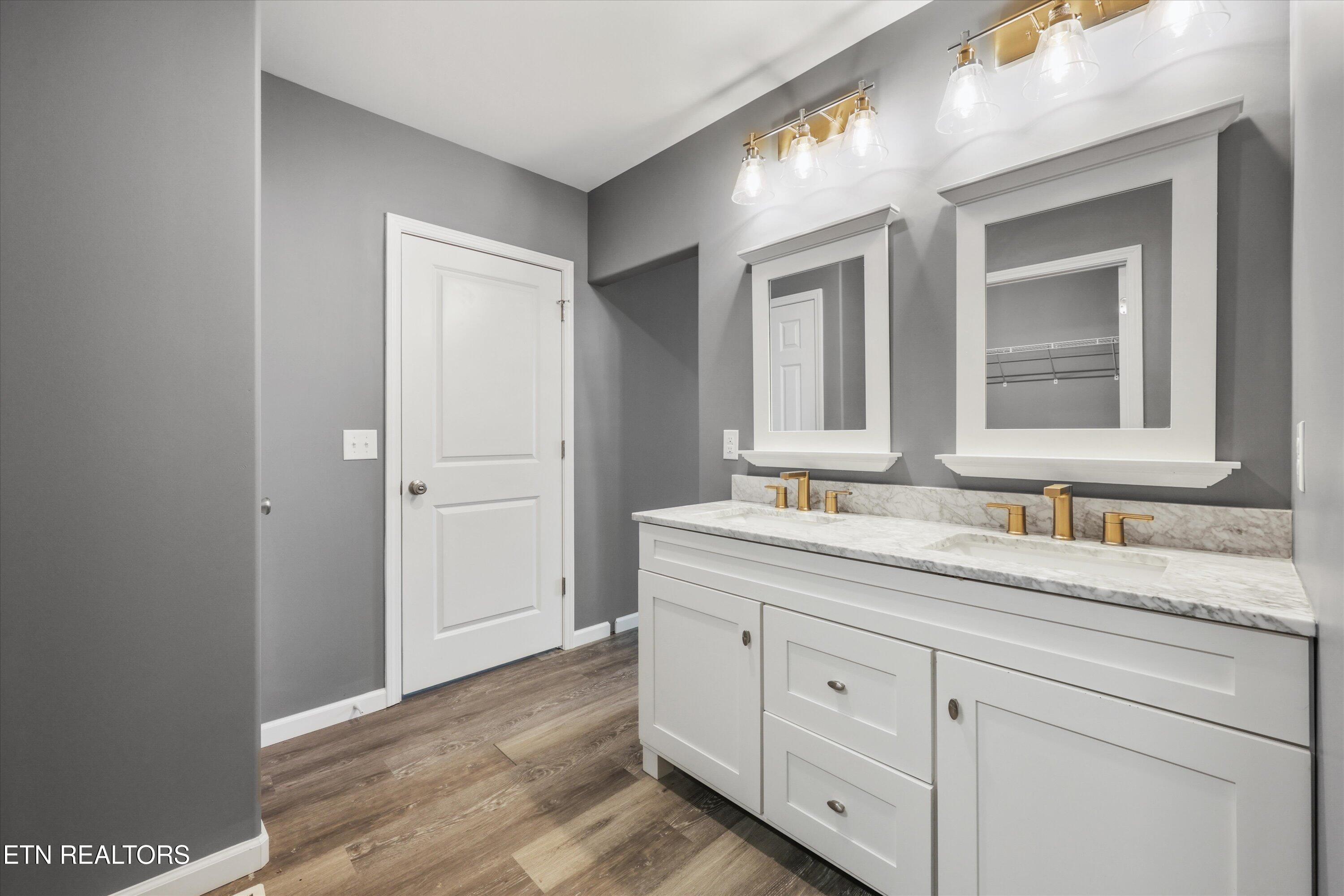 1463 Benjamin Boulevard Sevierville TN 37876