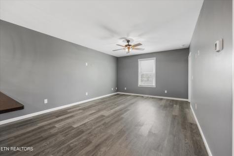 1463 Benjamin Boulevard Sevierville TN 37876