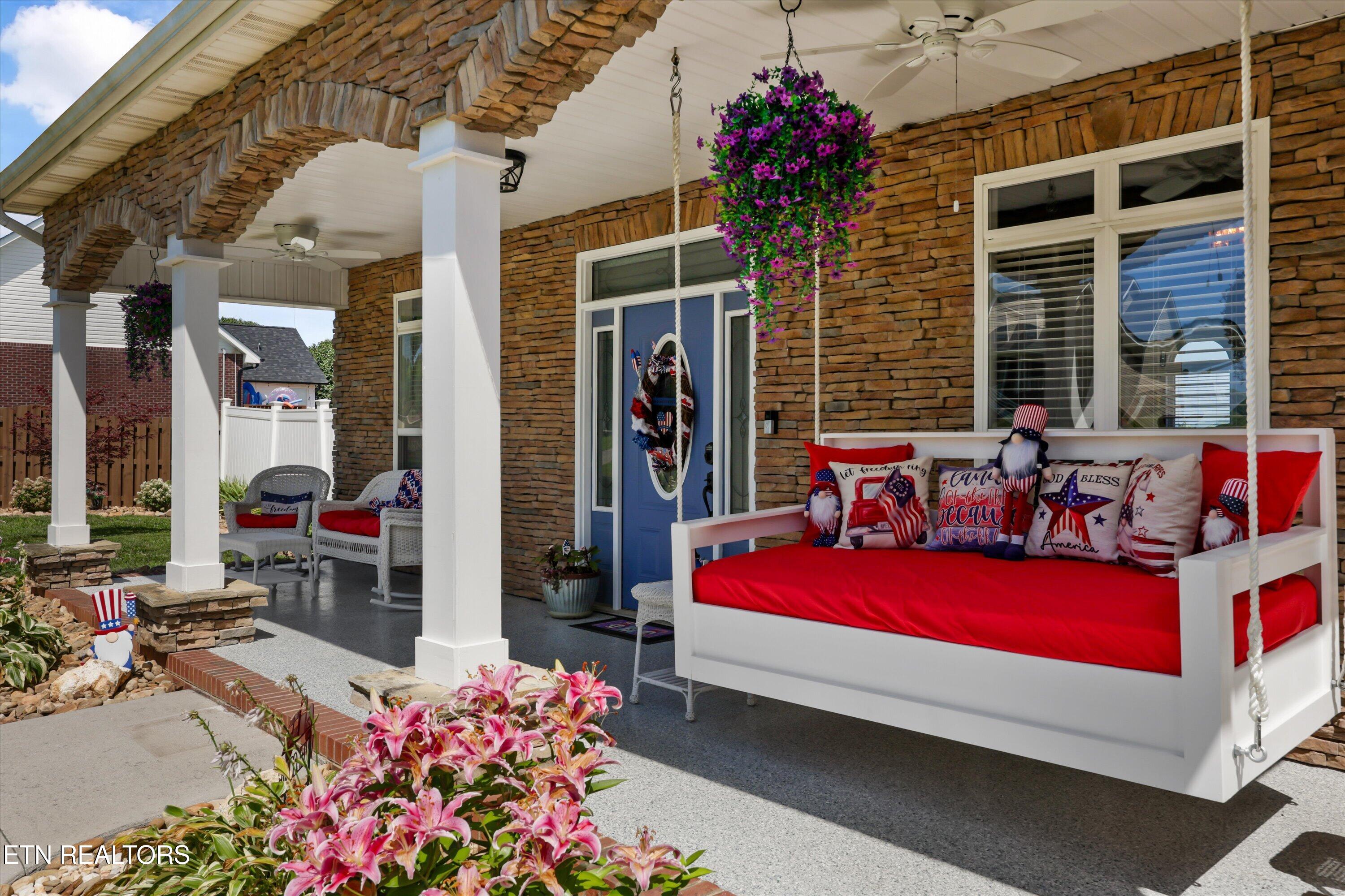 1463 Benjamin Boulevard Sevierville TN 37876