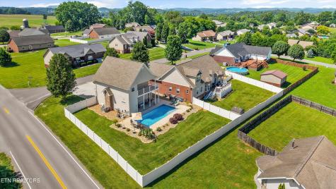1463 Benjamin Boulevard Sevierville TN 37876