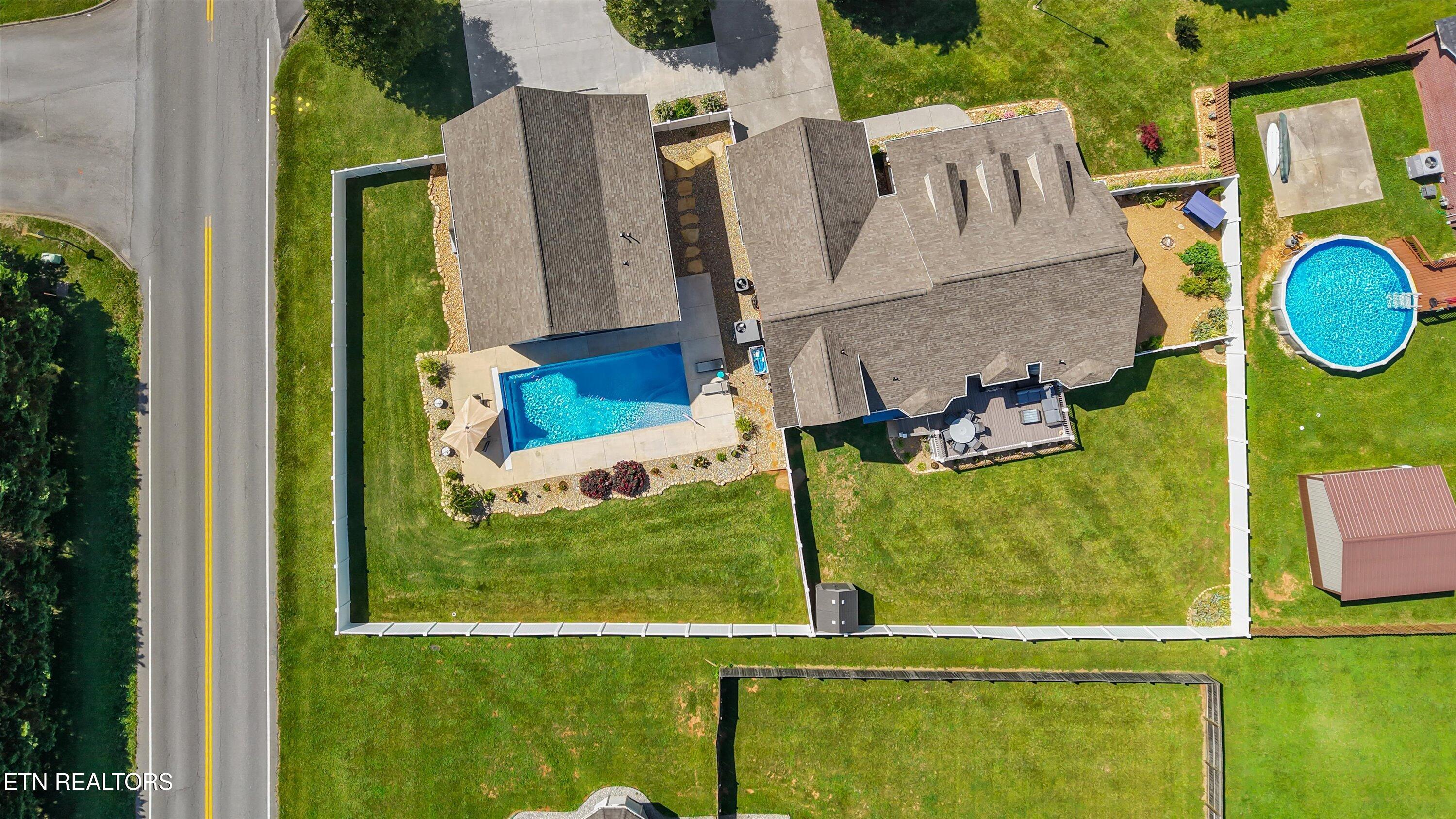 1463 Benjamin Boulevard Sevierville TN 37876