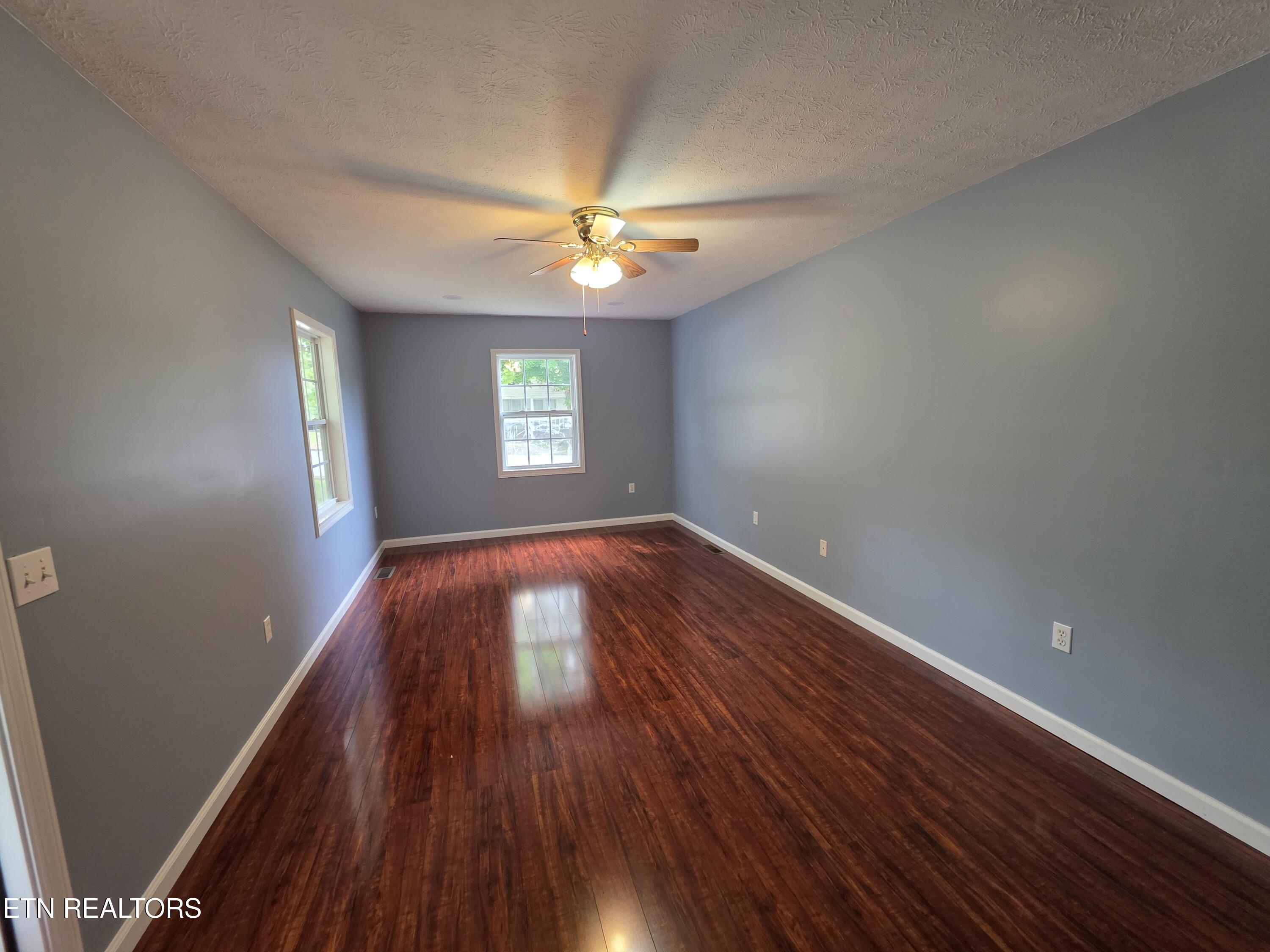 1011 Bon Street Lenoir City TN 37771