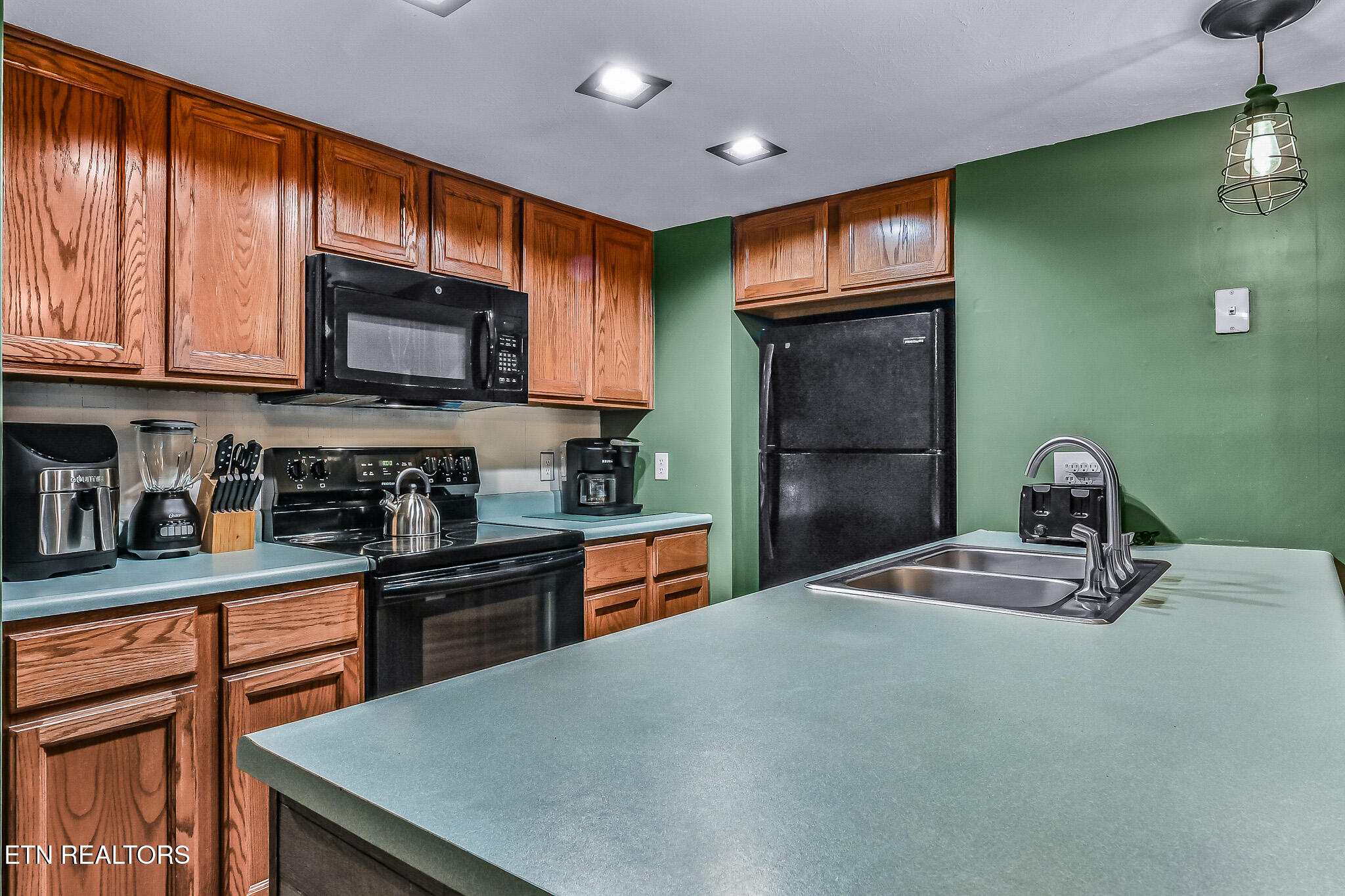 1819 W Arolla Ct. Court Gatlinburg TN 37738