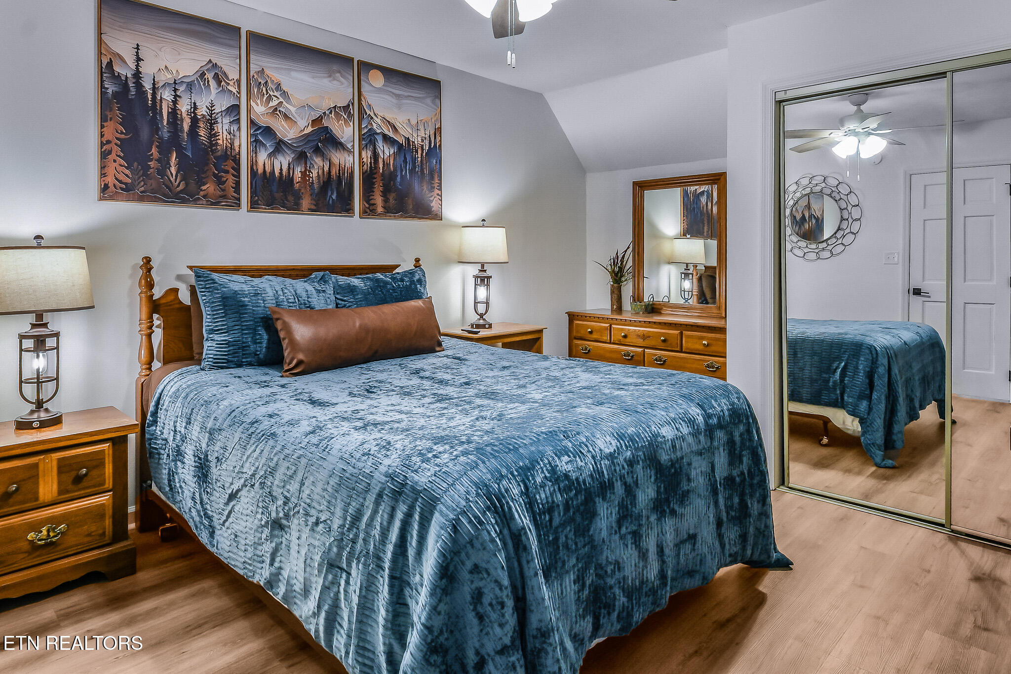 1819 W Arolla Ct. Court Gatlinburg TN 37738