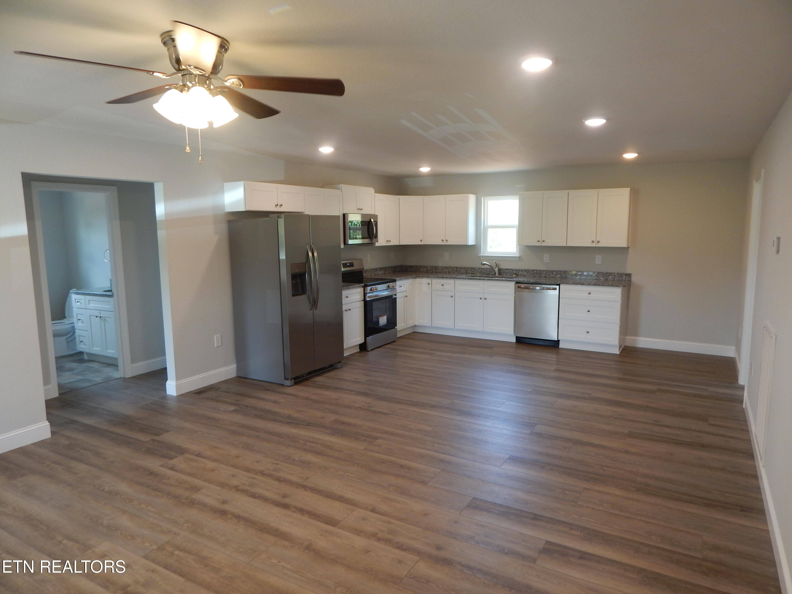 147 County Road 537 Etowah TN 37331