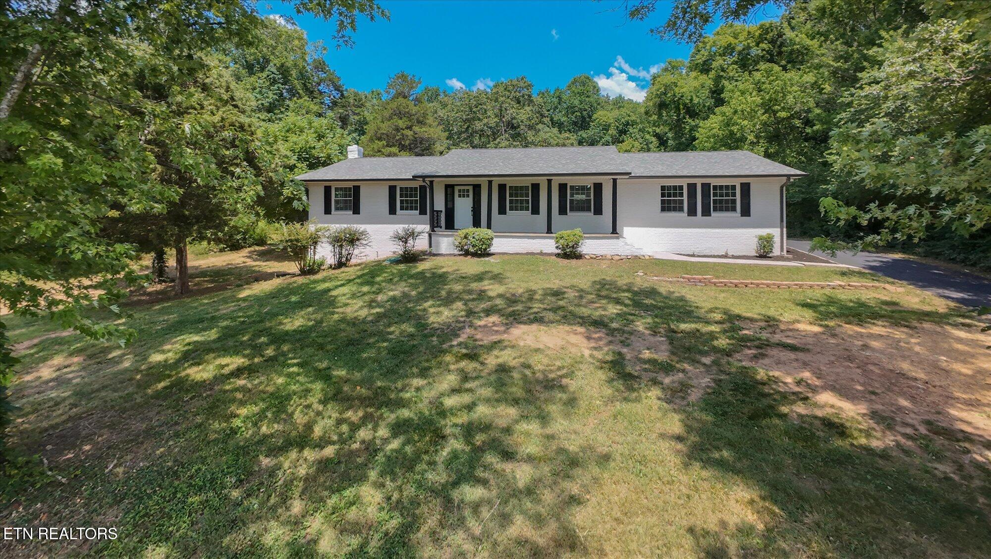 8534 Heiskell Road Powell TN 37849