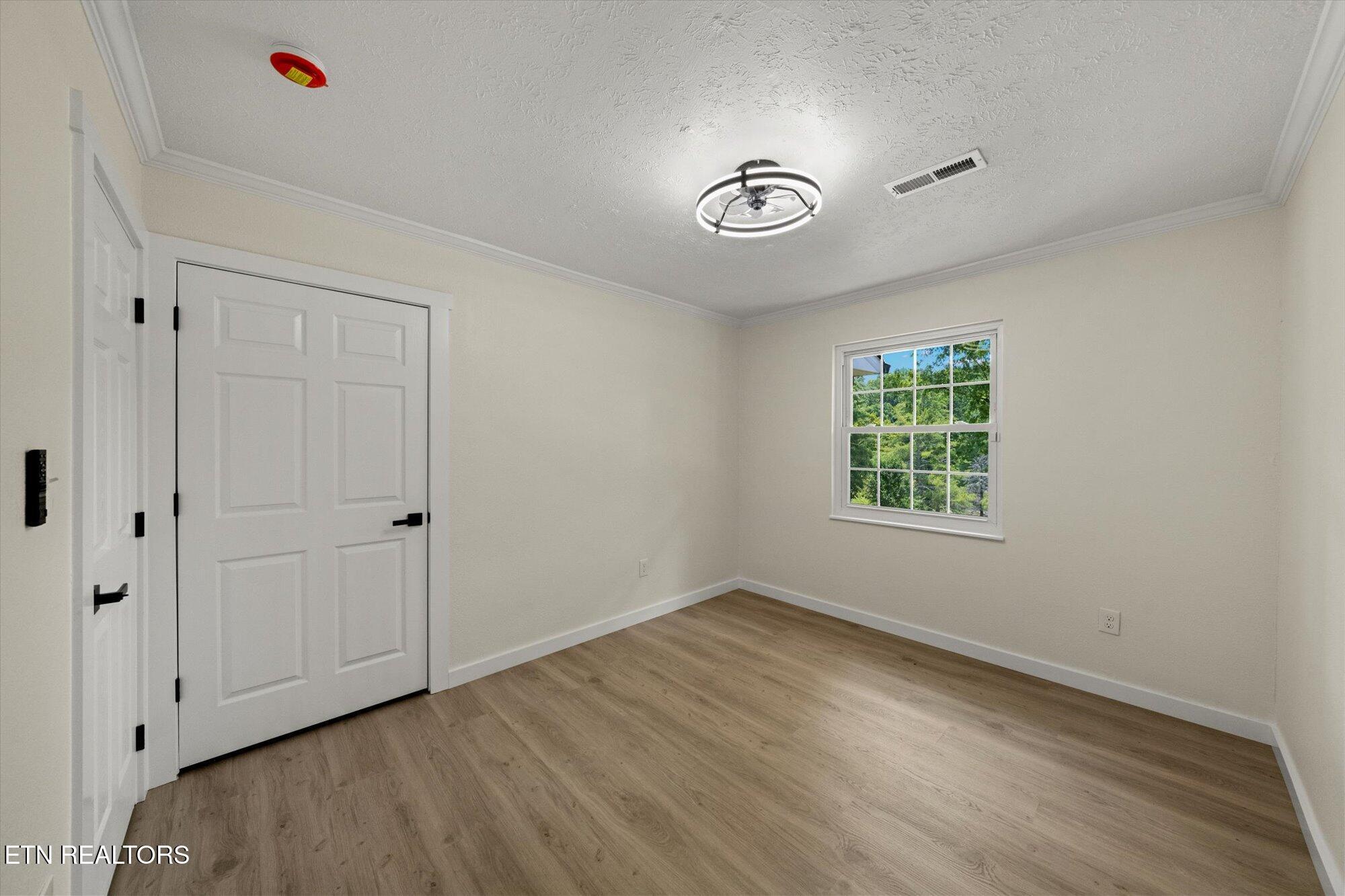 8534 Heiskell Road Powell TN 37849