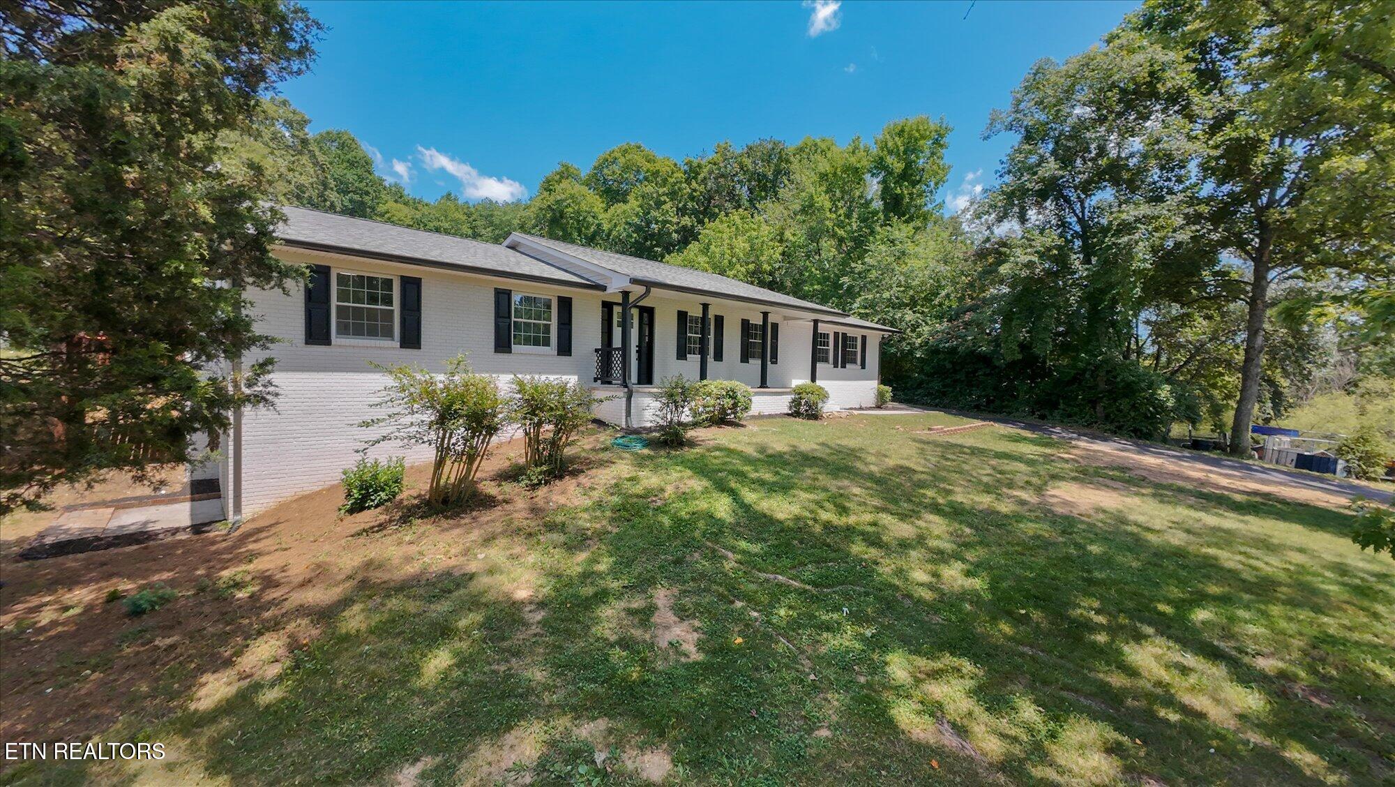 8534 Heiskell Road Powell TN 37849