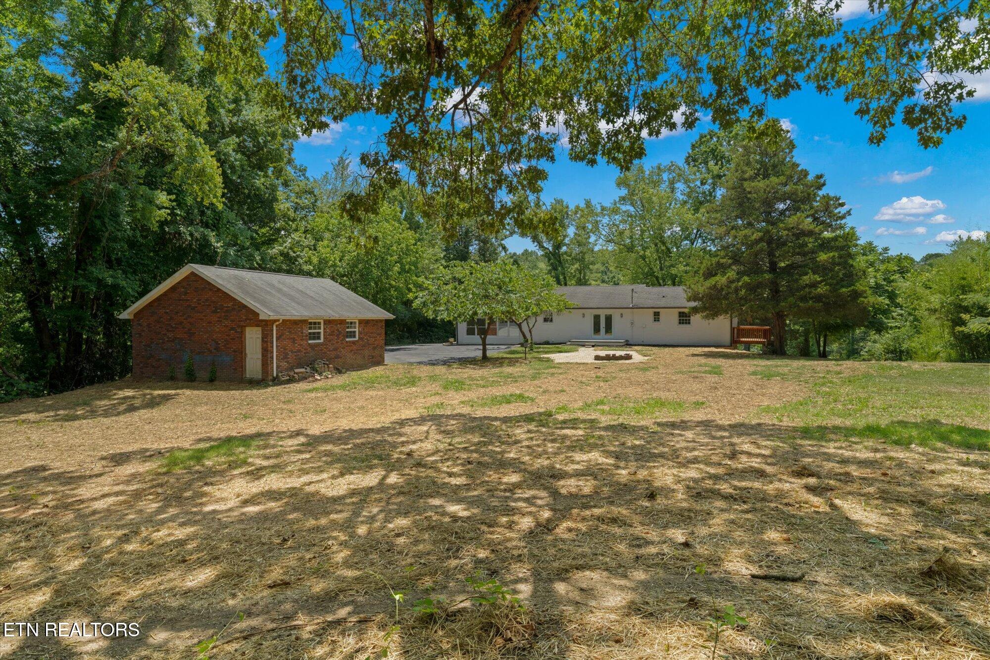 8534 Heiskell Road Powell TN 37849