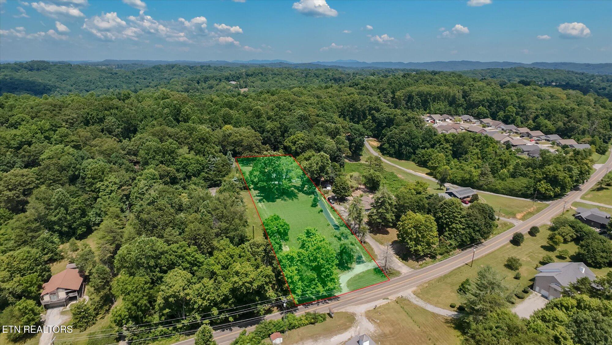 8534 Heiskell Road Powell TN 37849