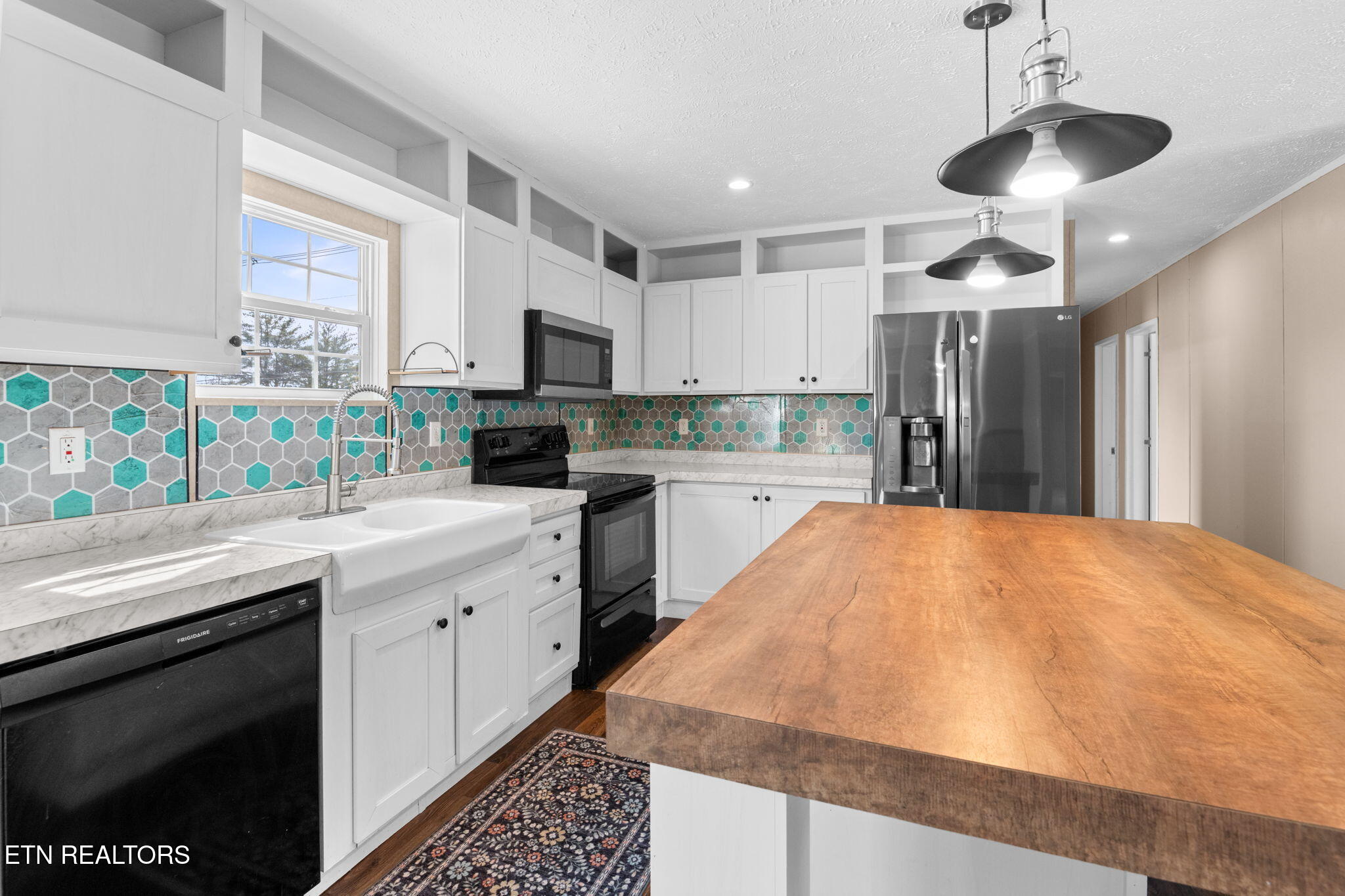 296 Illinois Avenue Oak Ridge TN 37830