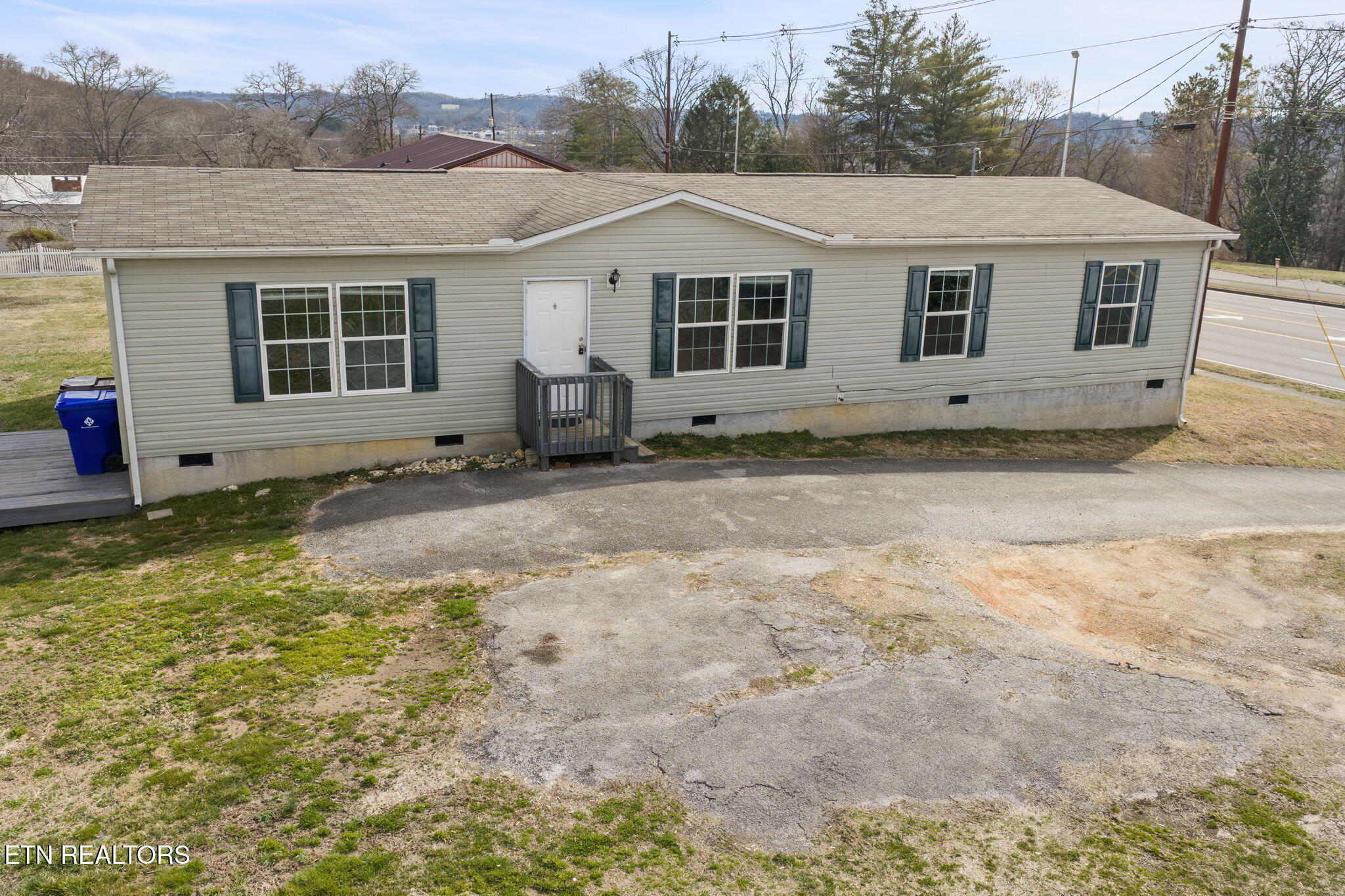 296 Illinois Avenue Oak Ridge TN 37830
