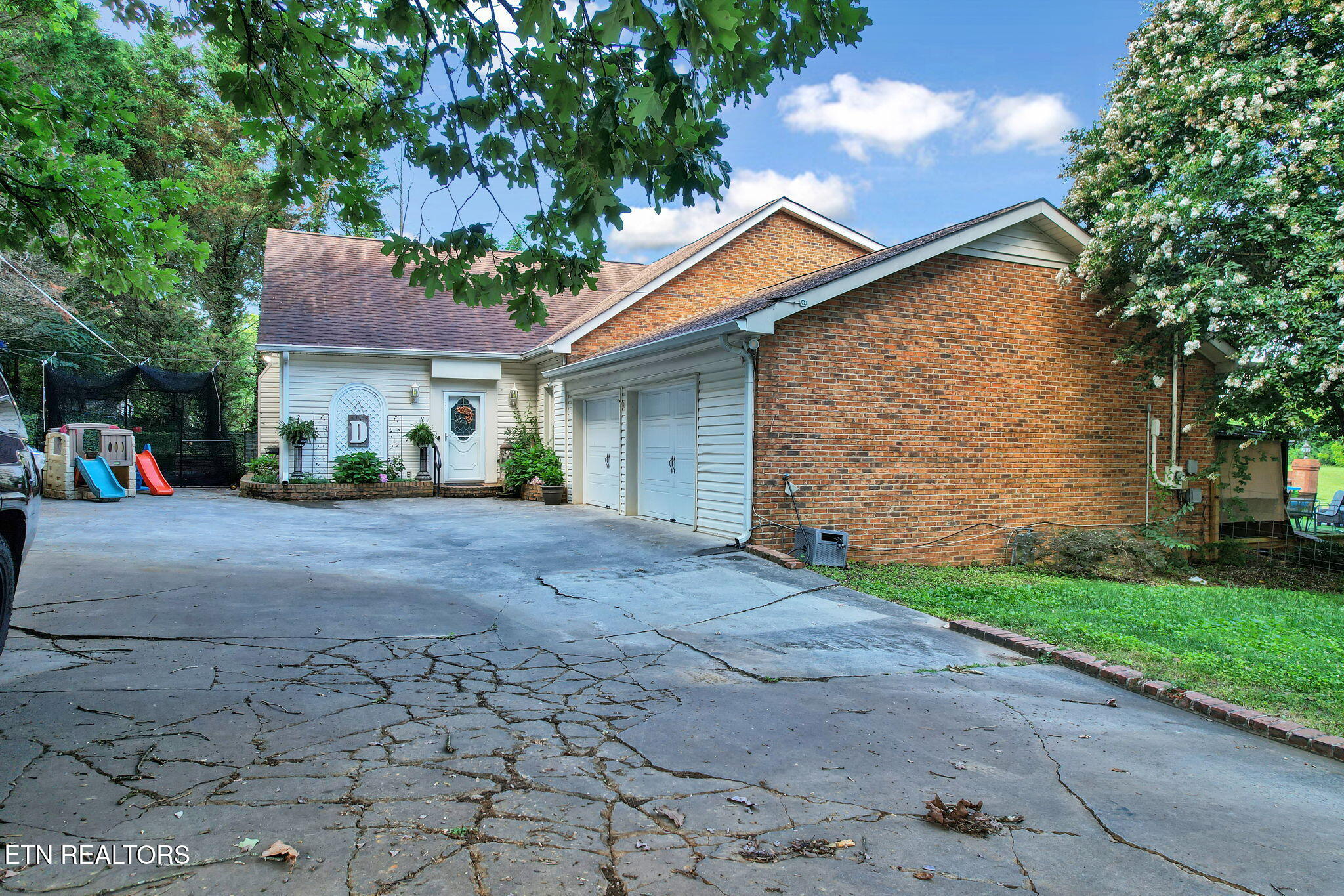 2818 Harris Circle Cleveland TN 37312