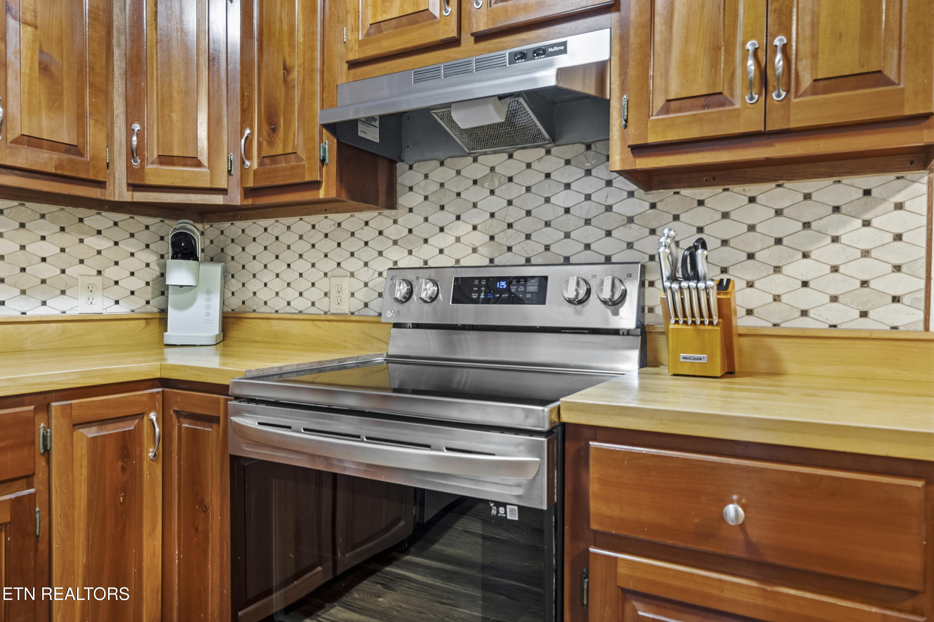 2106 Hickory Manor Road Sevierville TN 37862