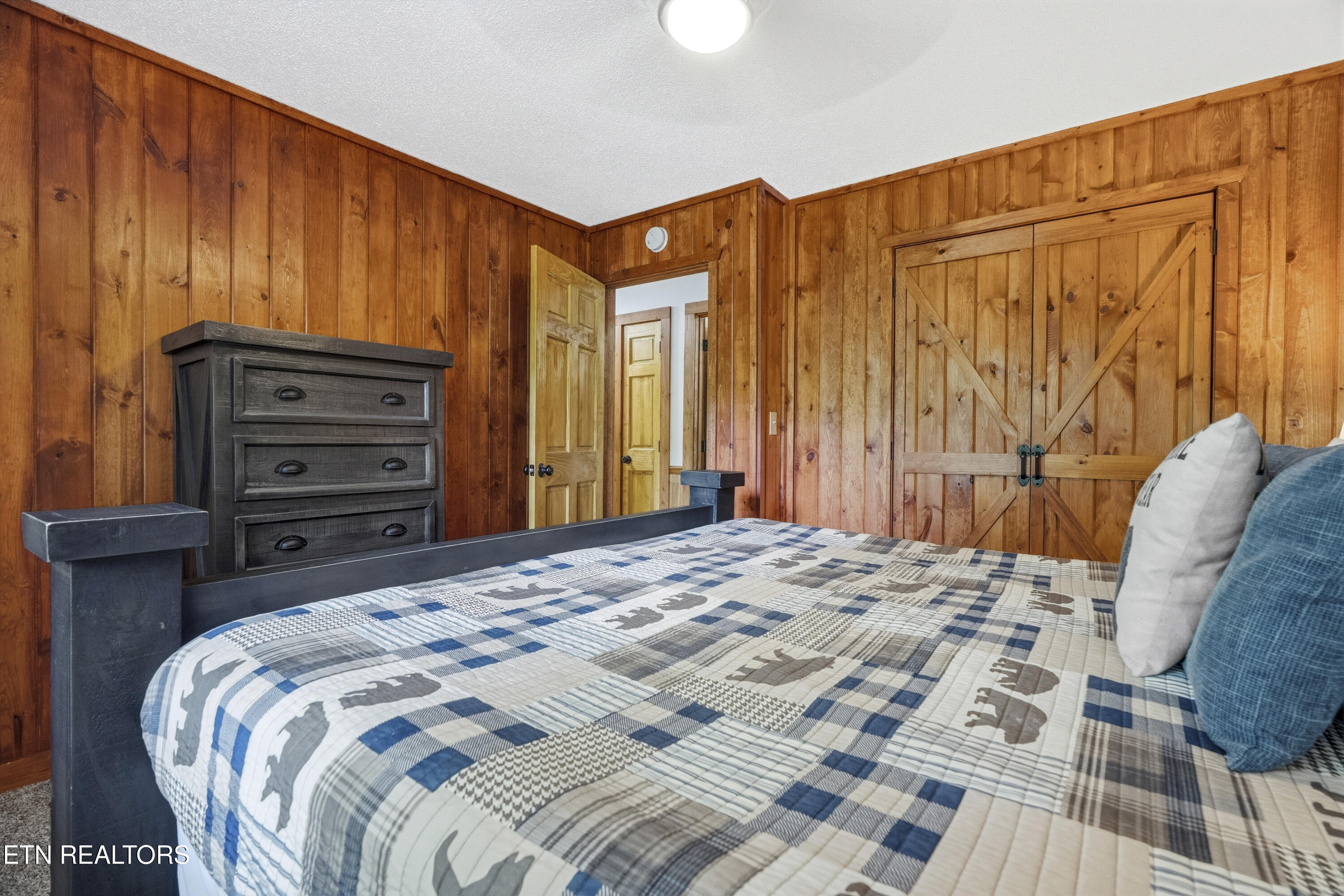 2106 Hickory Manor Road Sevierville TN 37862