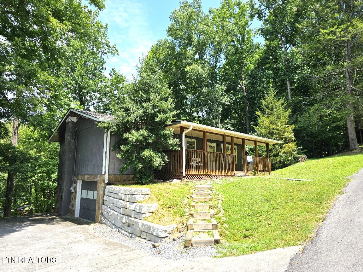 2106 Hickory Manor Road Sevierville TN 37862