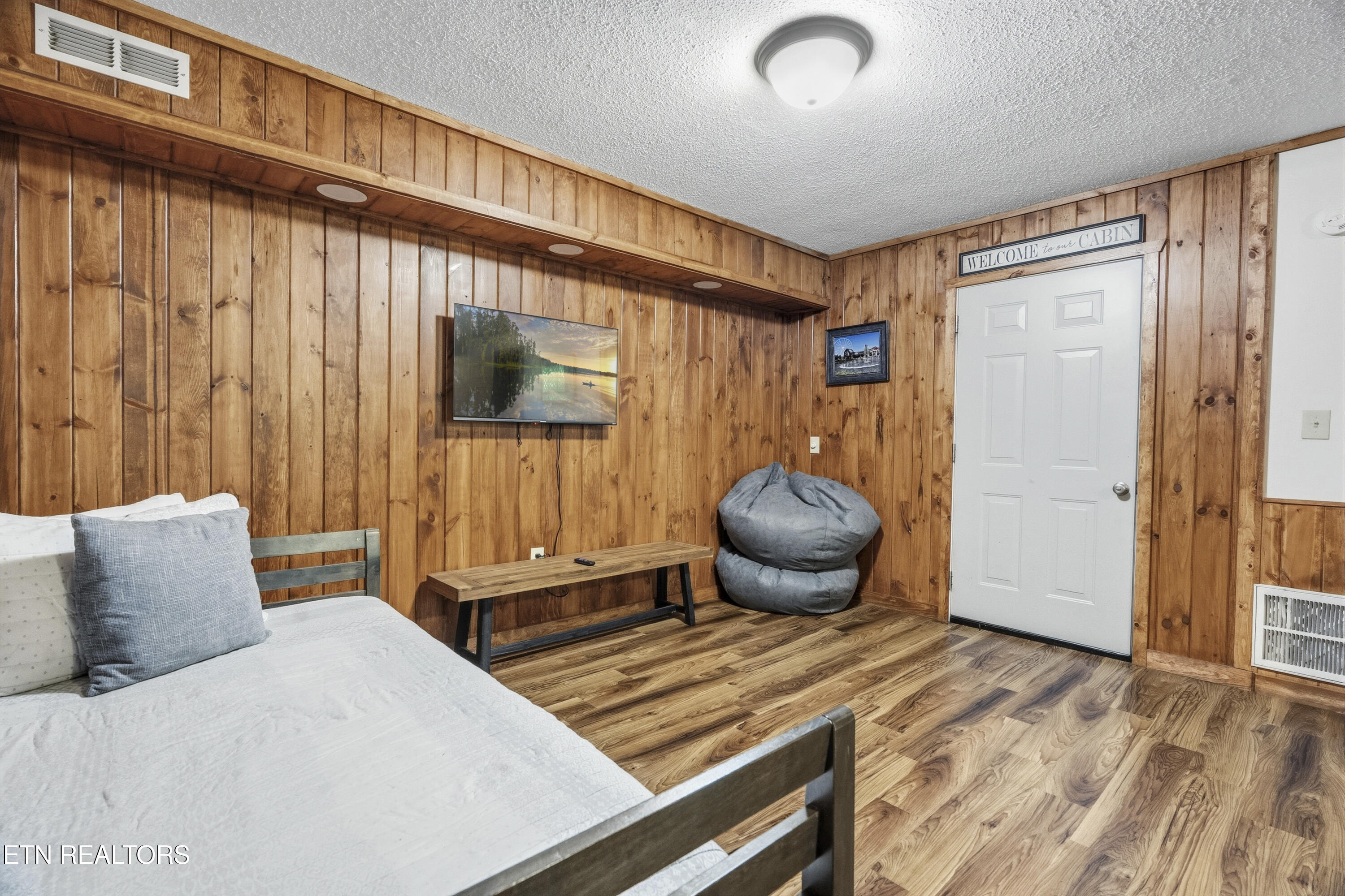 2106 Hickory Manor Road Sevierville TN 37862