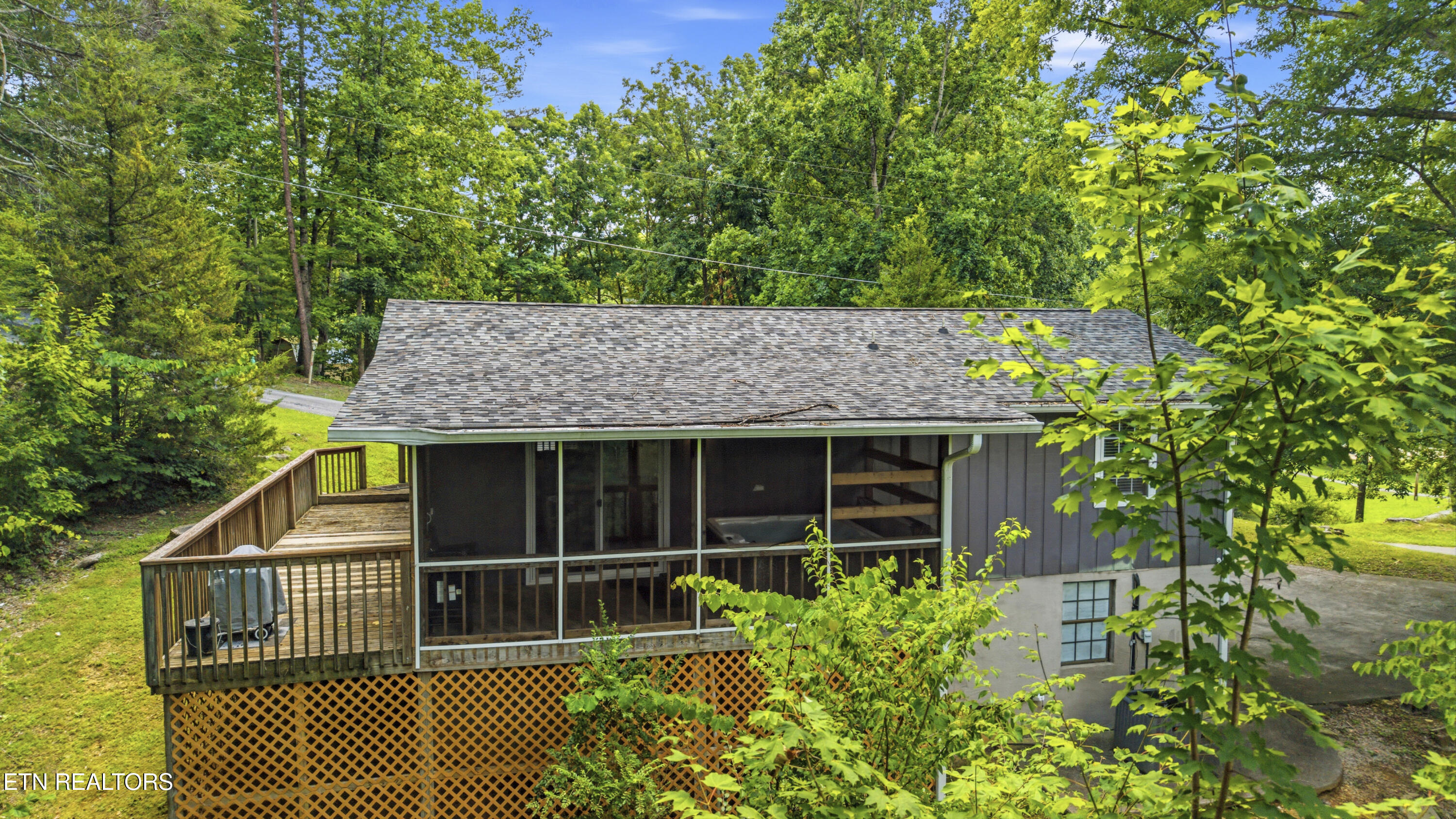 2106 Hickory Manor Road Sevierville TN 37862