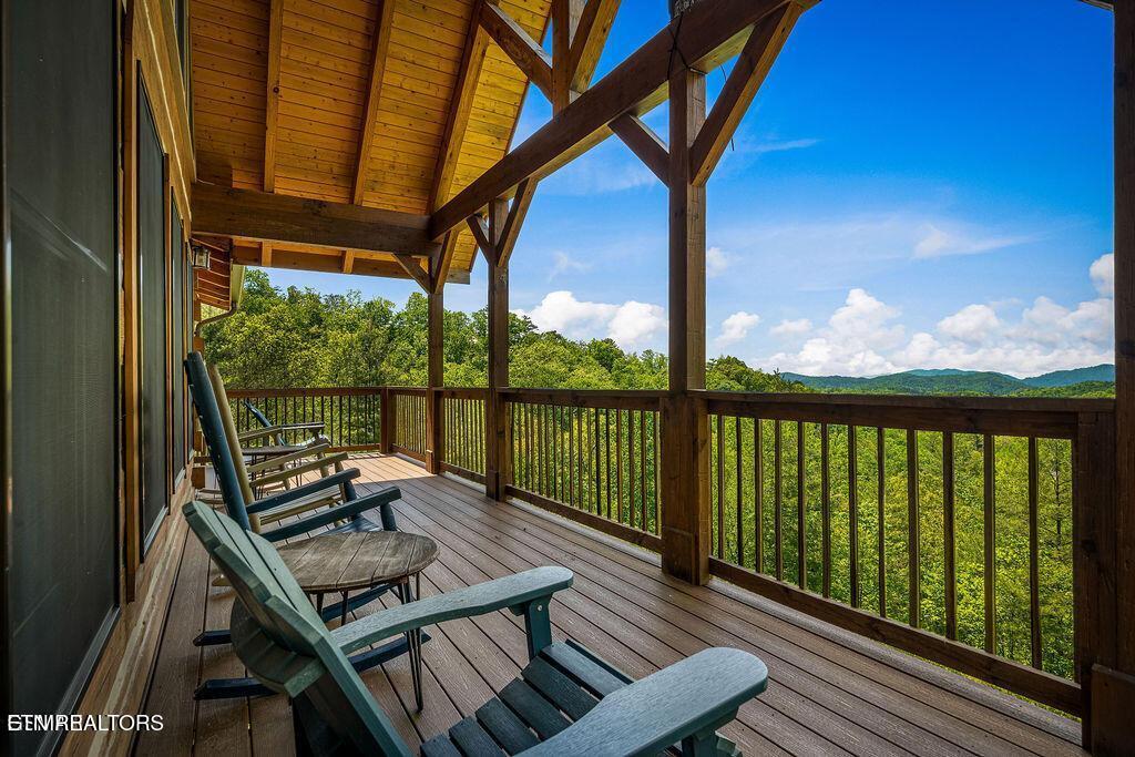 335 Hawken Drive Walland TN 37886