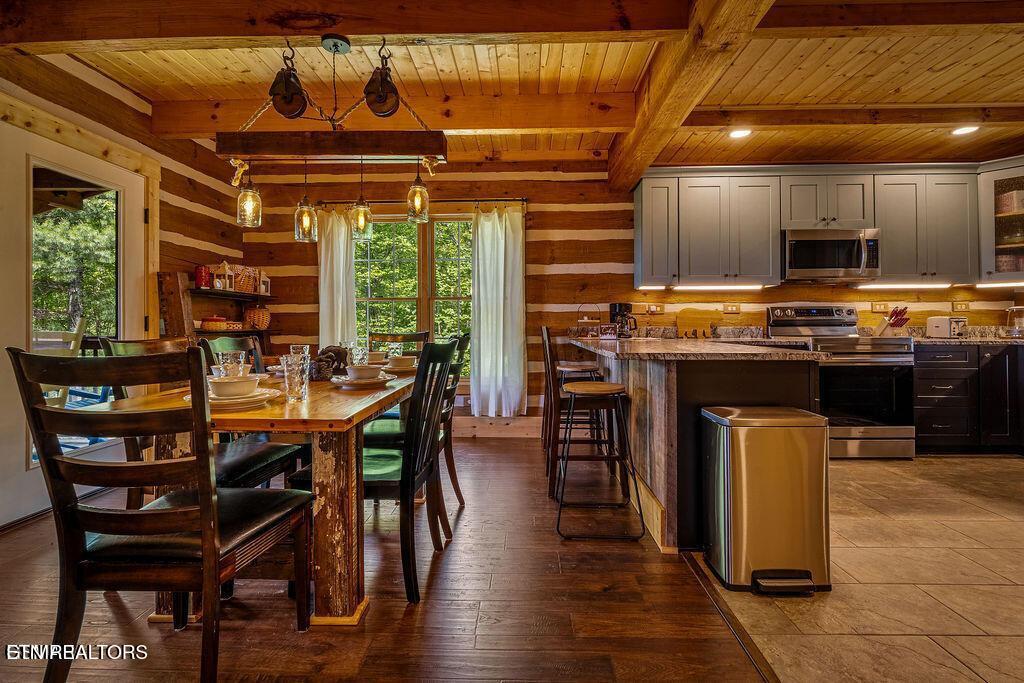 335 Hawken Drive Walland TN 37886