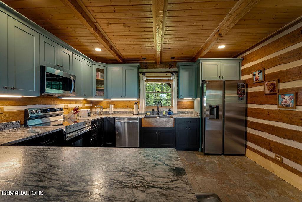 335 Hawken Drive Walland TN 37886