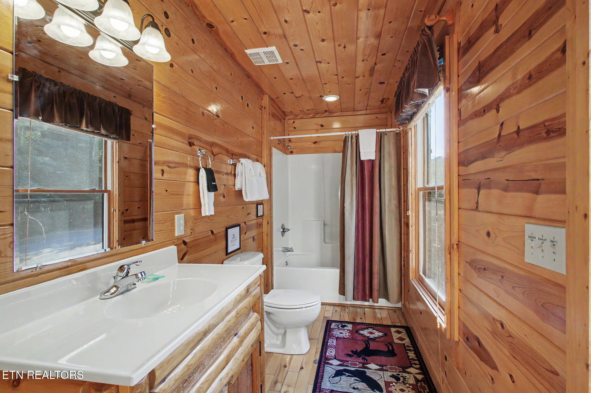 2053 Settlers Ridge Way Gatlinburg TN 37738