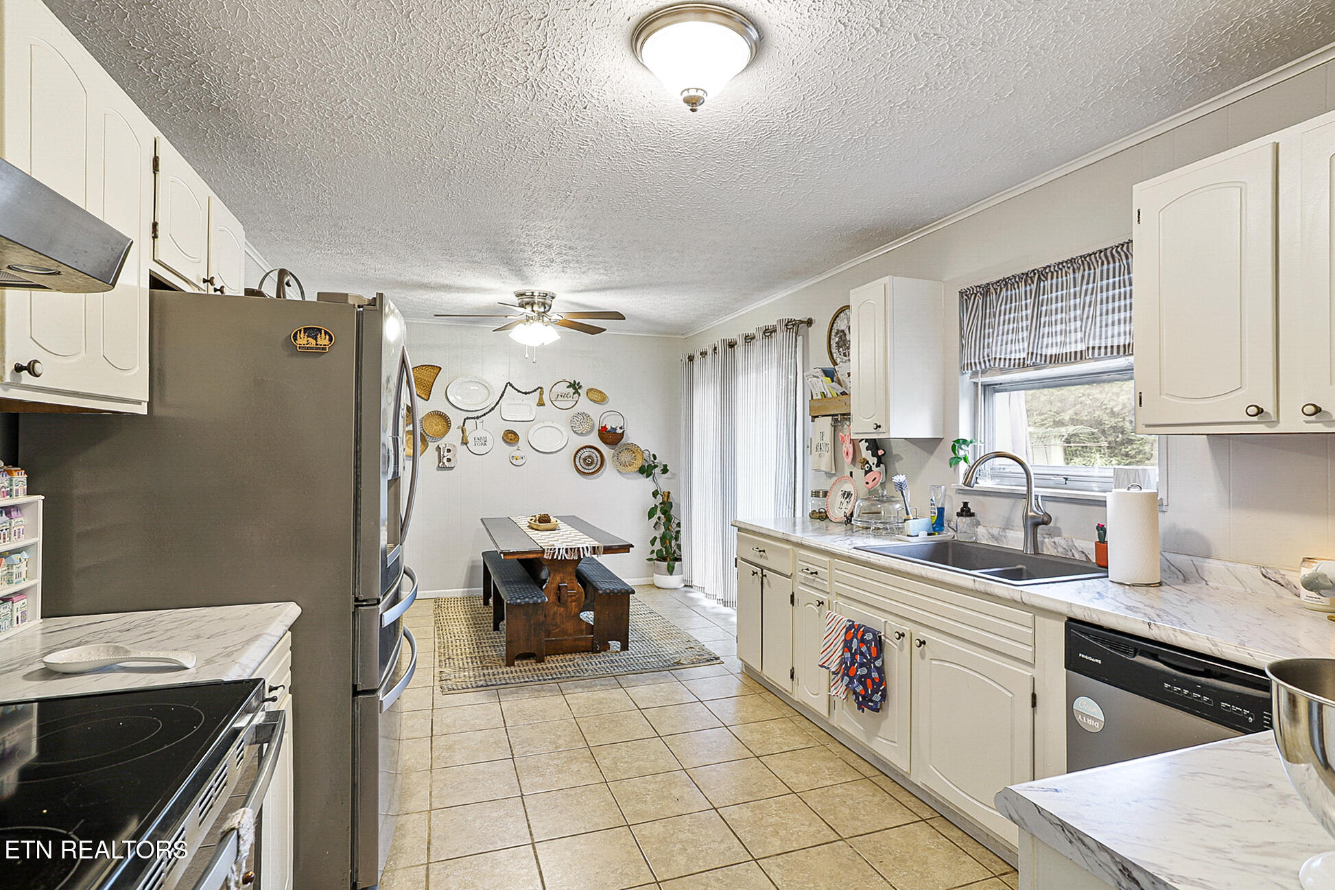 8221 Broken Arrow Drive Knoxville TN 37923