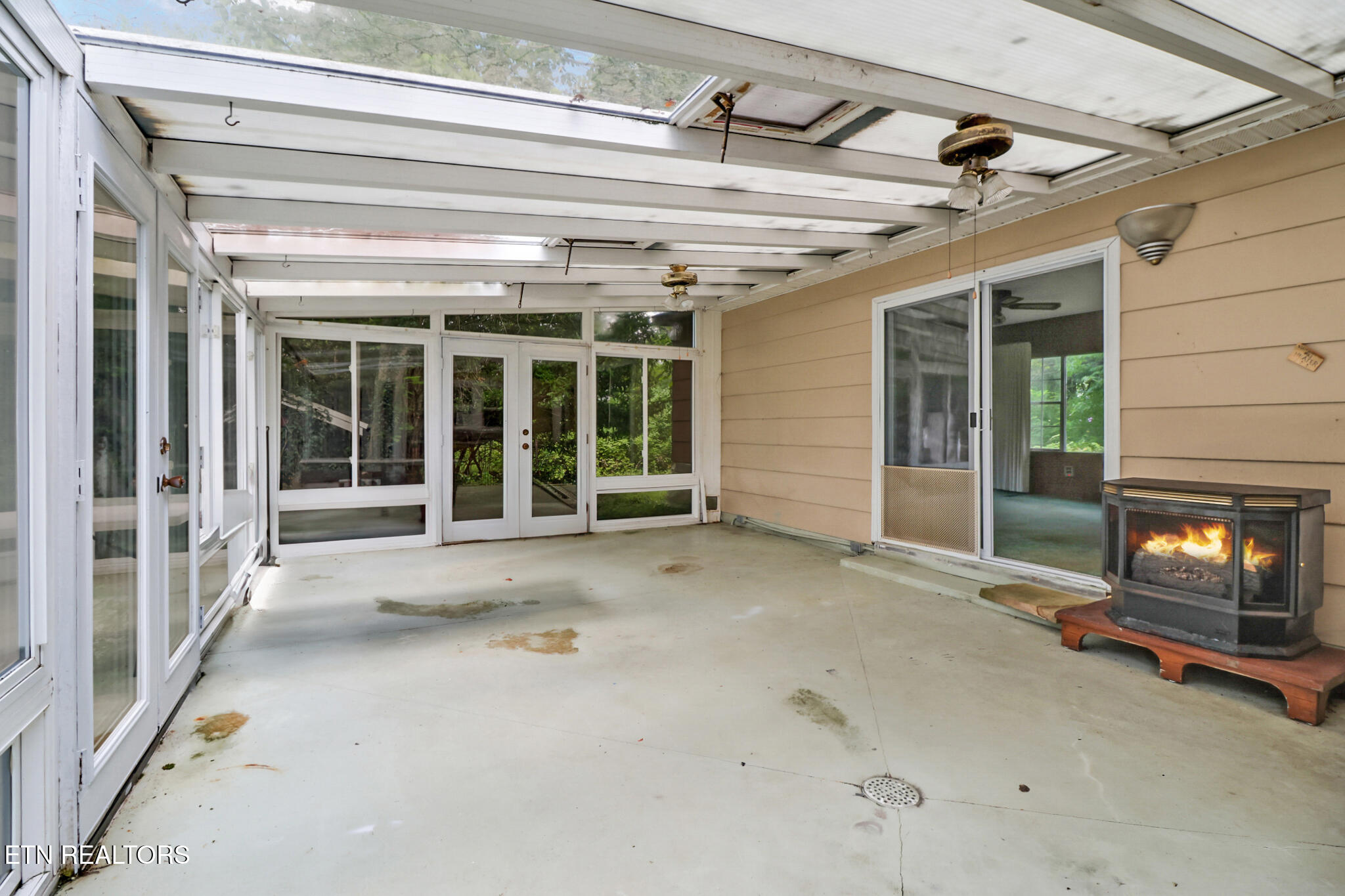 1230 Deep Draw Road Crossville TN 38555