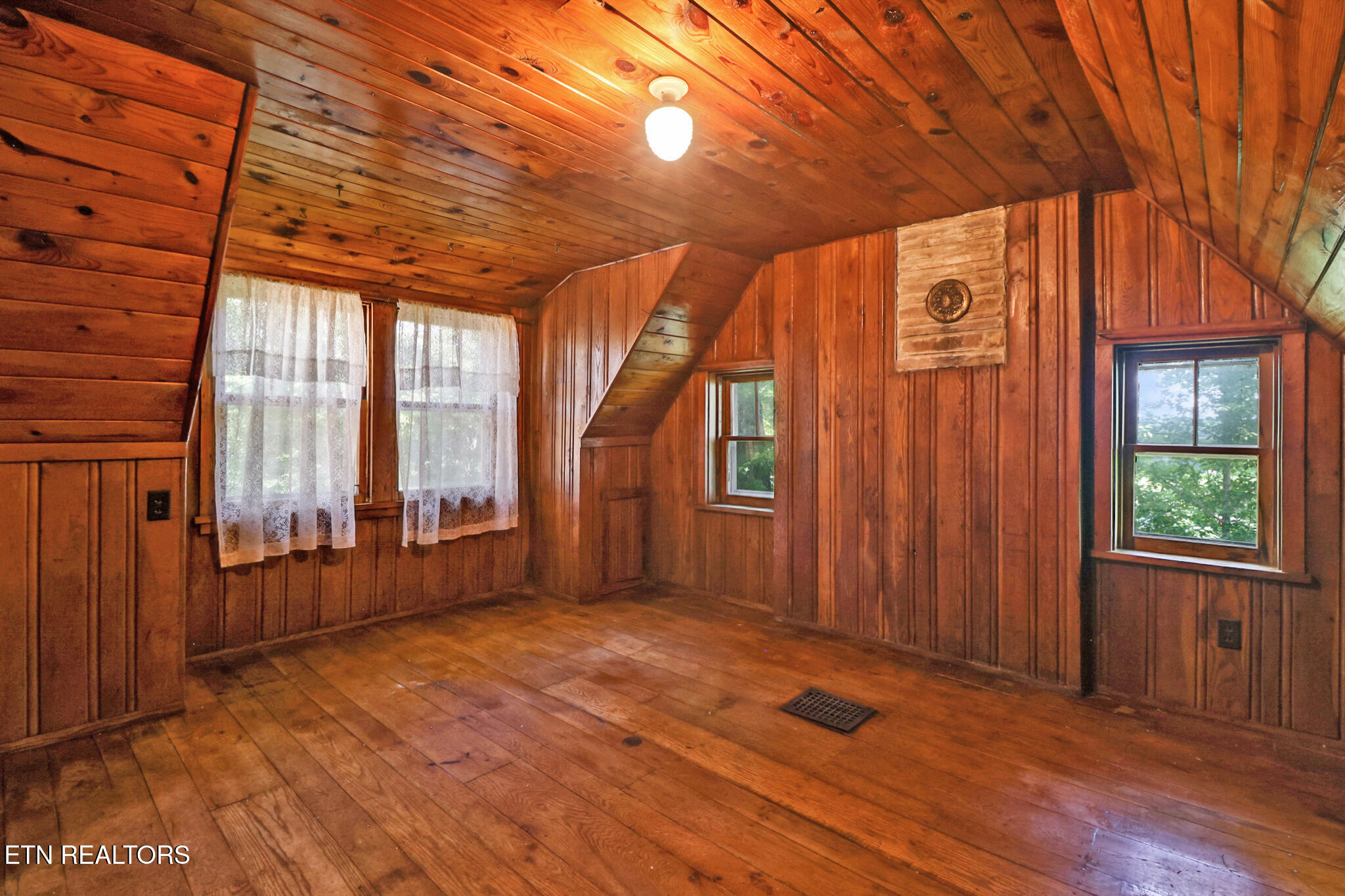1230 Deep Draw Road Crossville TN 38555