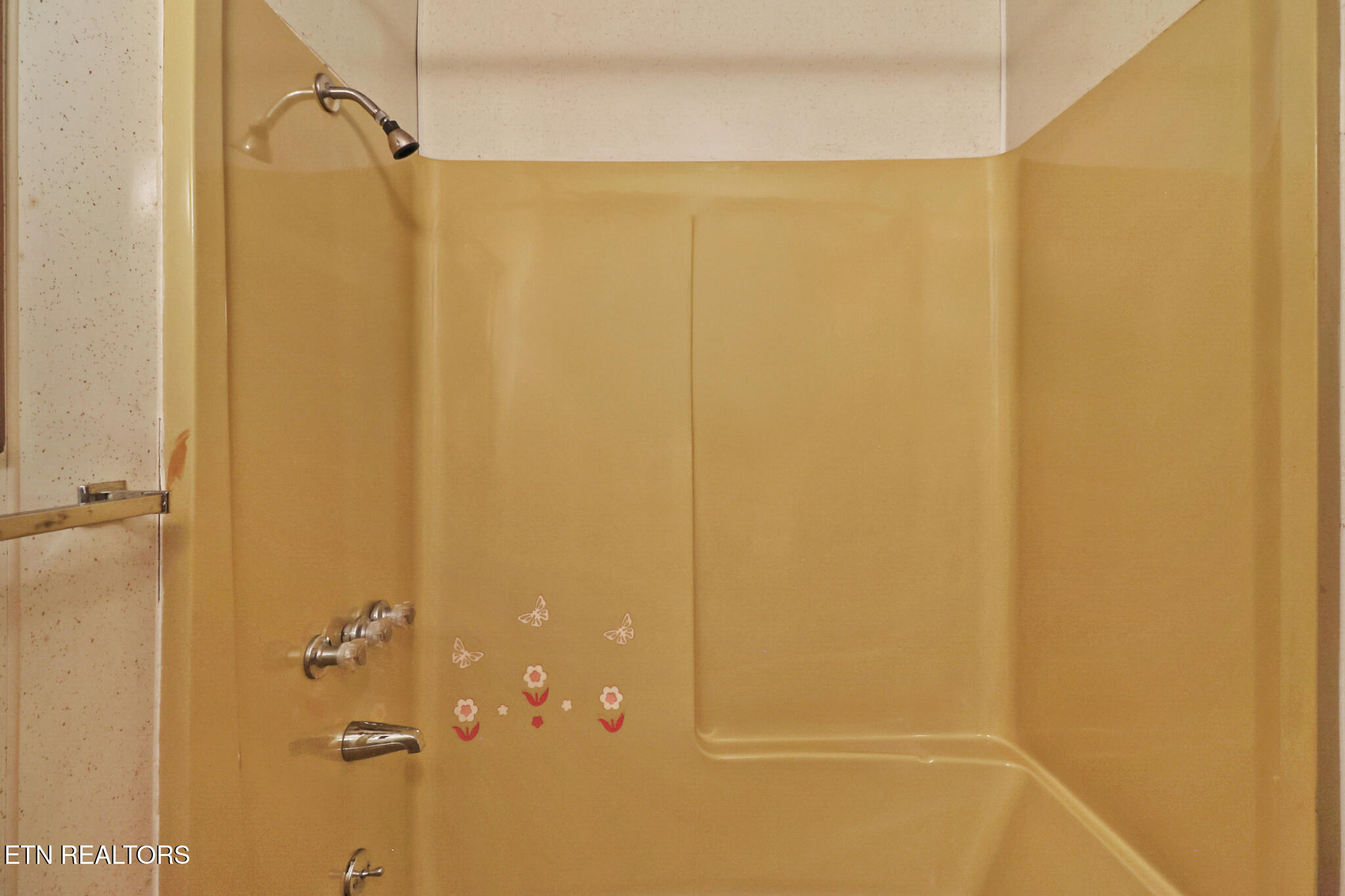 1230 Deep Draw Road, Crossville, TN 38555 | 1307657 | Wallace Real Estate