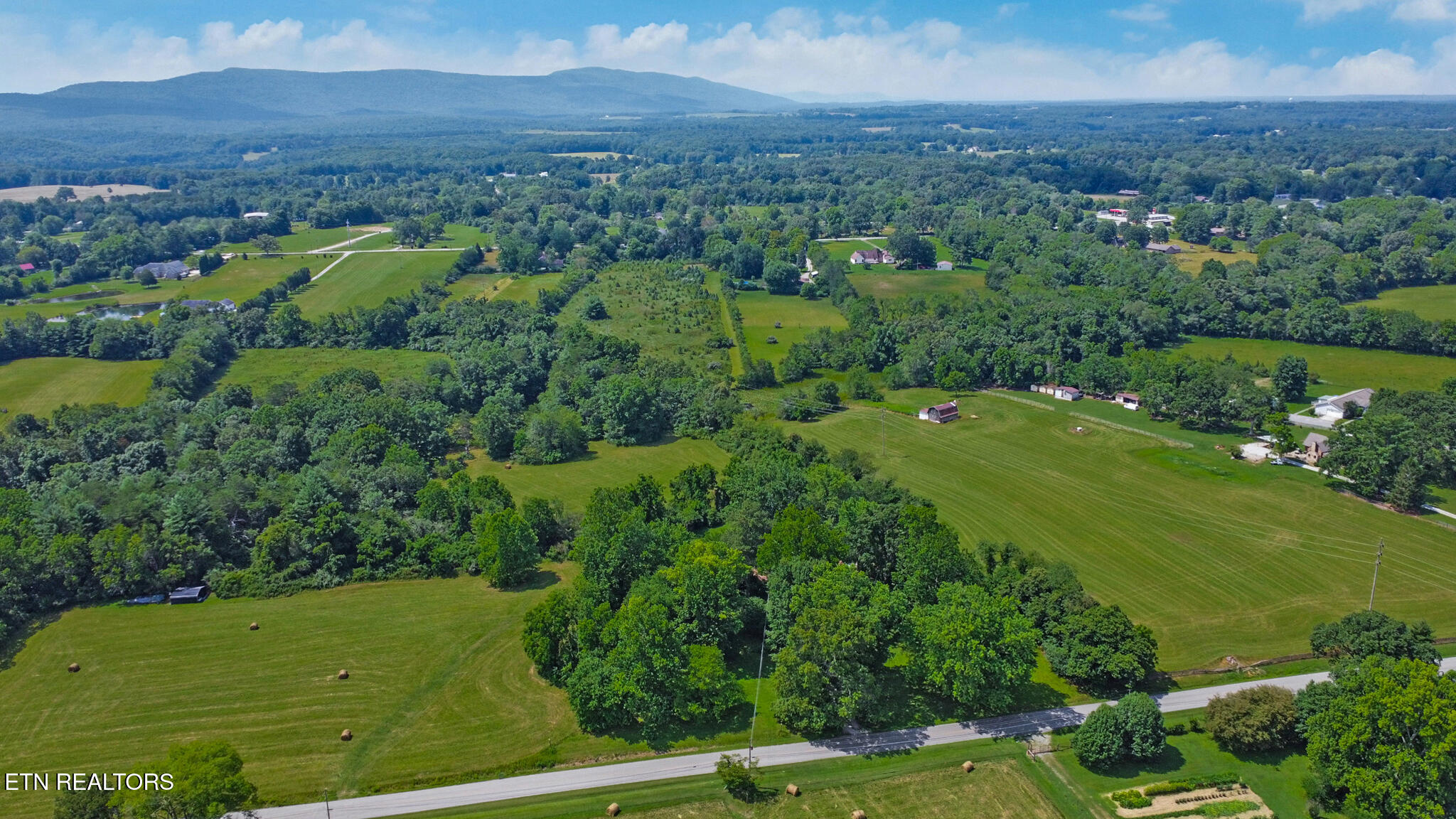 1230 Deep Draw Road Crossville TN 38555