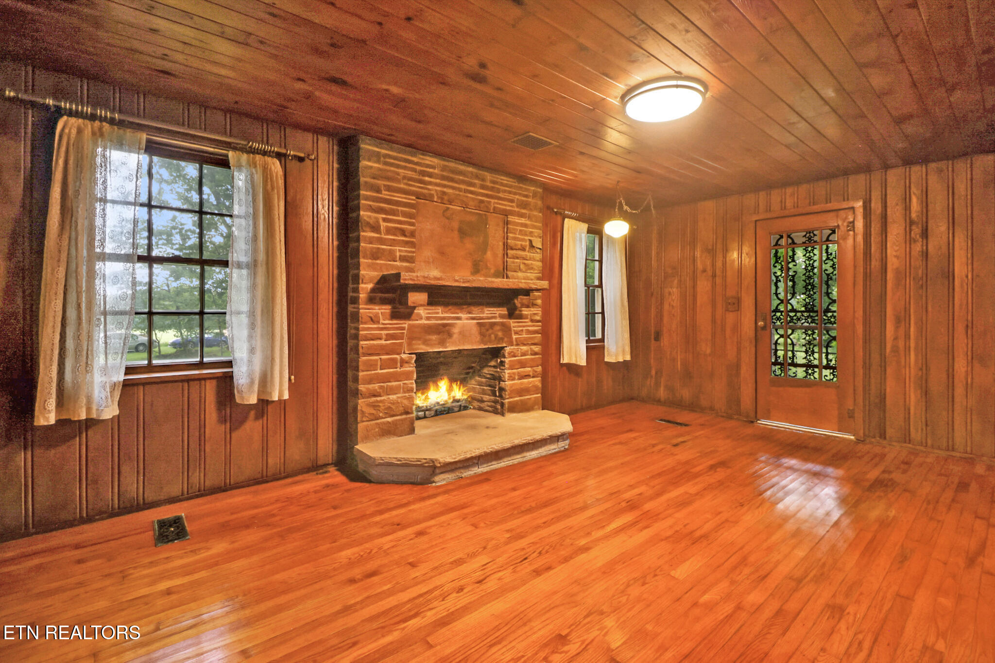 1230 Deep Draw Road Crossville TN 38555