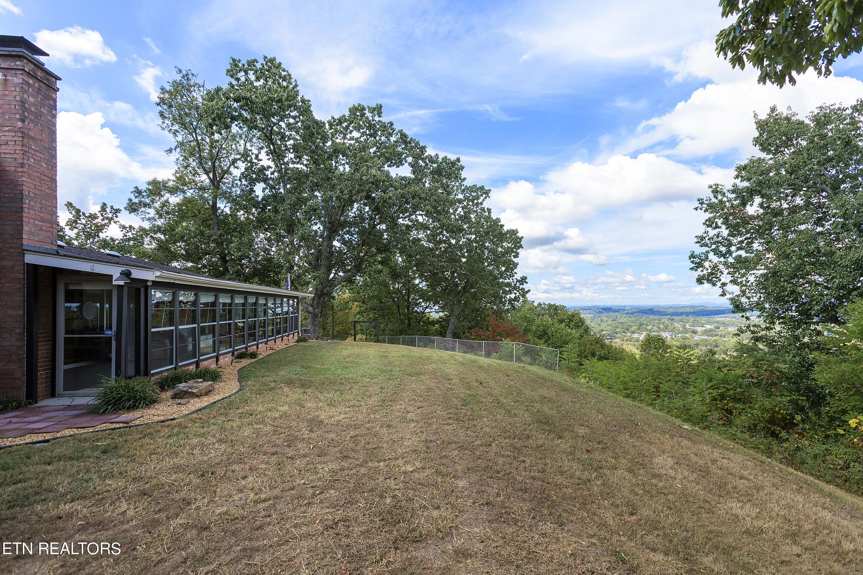 2435 Smithland Lane Knoxville TN 37931