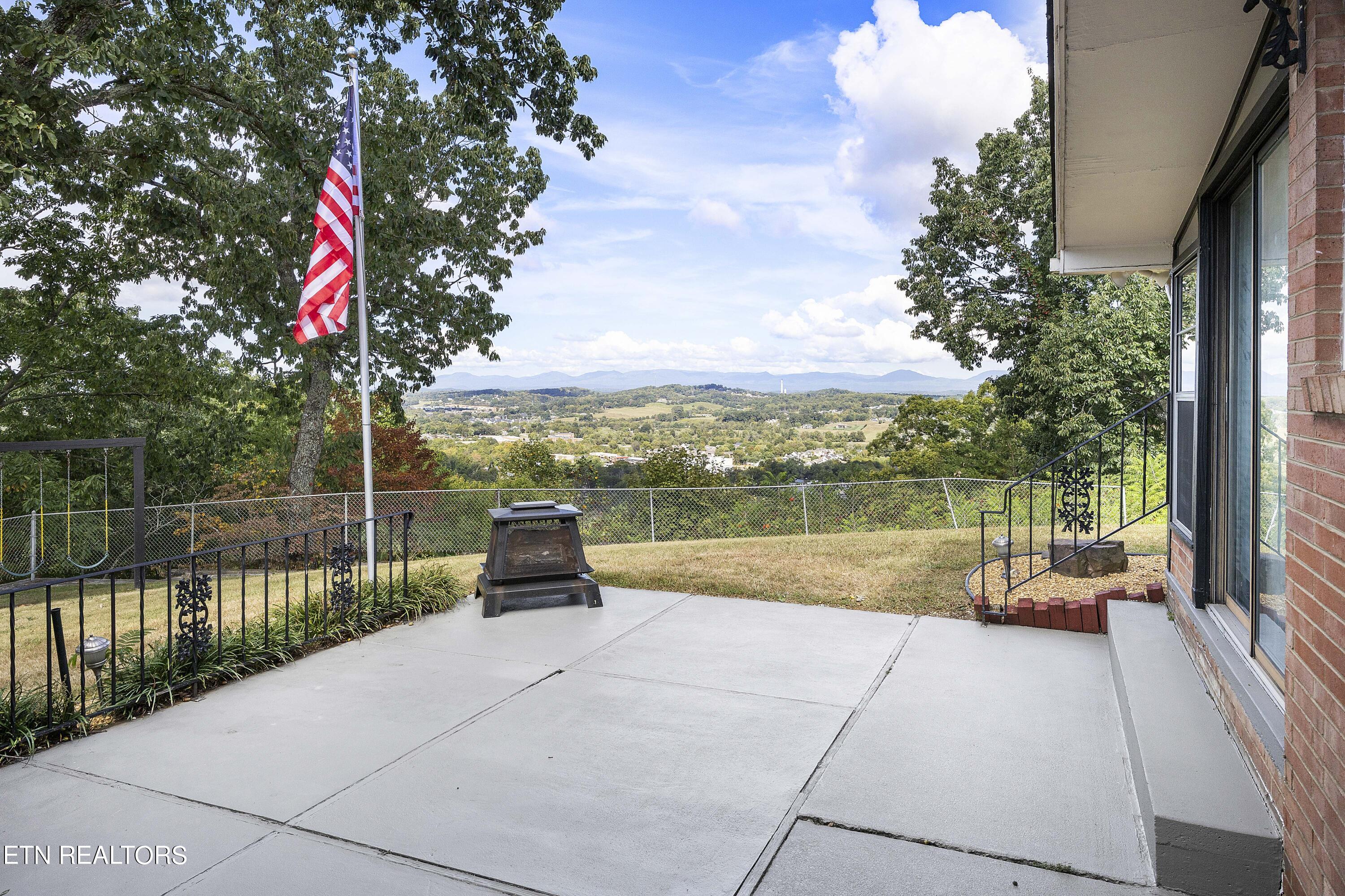 2435 Smithland Lane Knoxville TN 37931