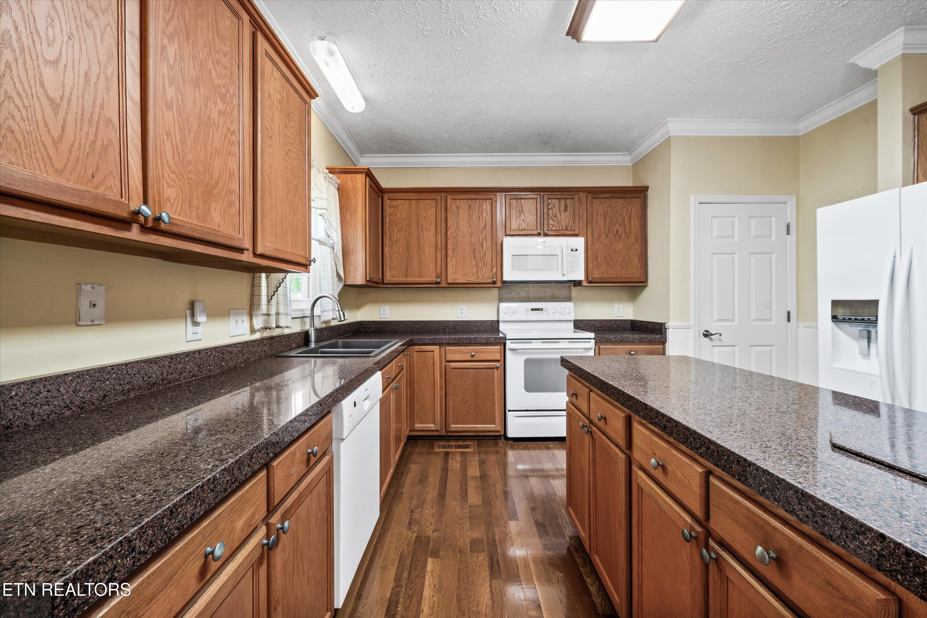 102 Chaloni Lane Loudon TN 37774