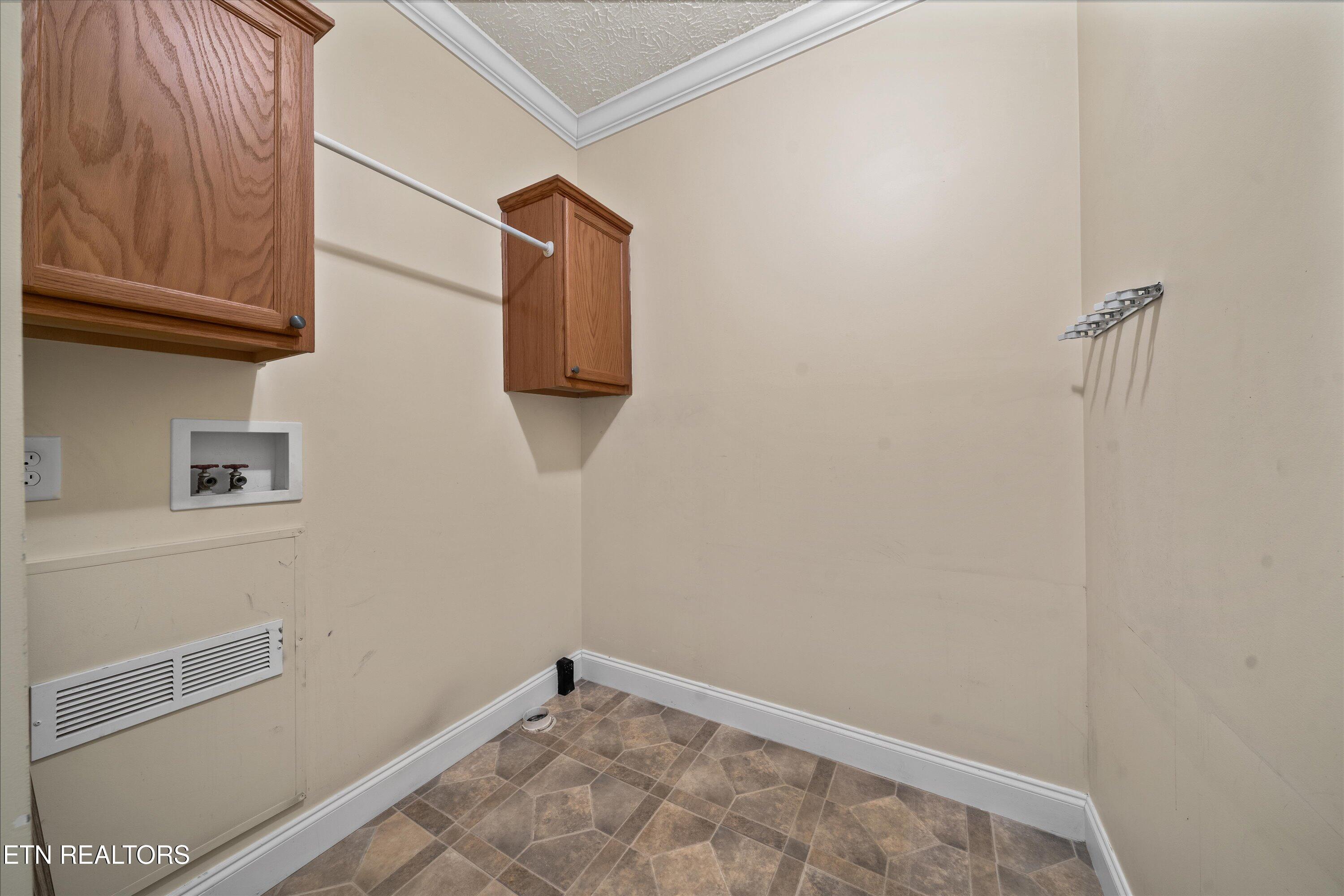 102 Chaloni Lane Loudon TN 37774