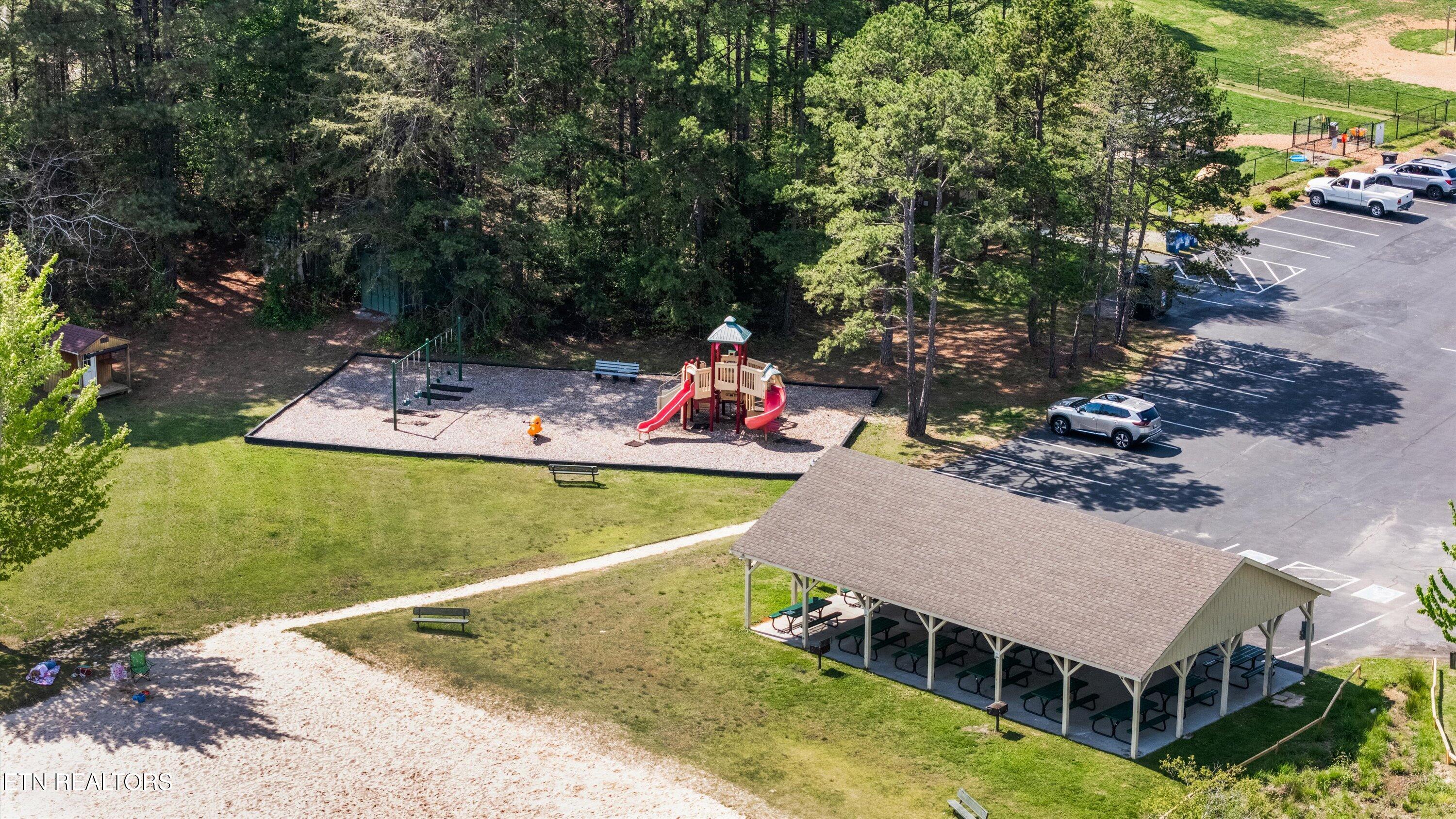 102 Chaloni Lane Loudon TN 37774