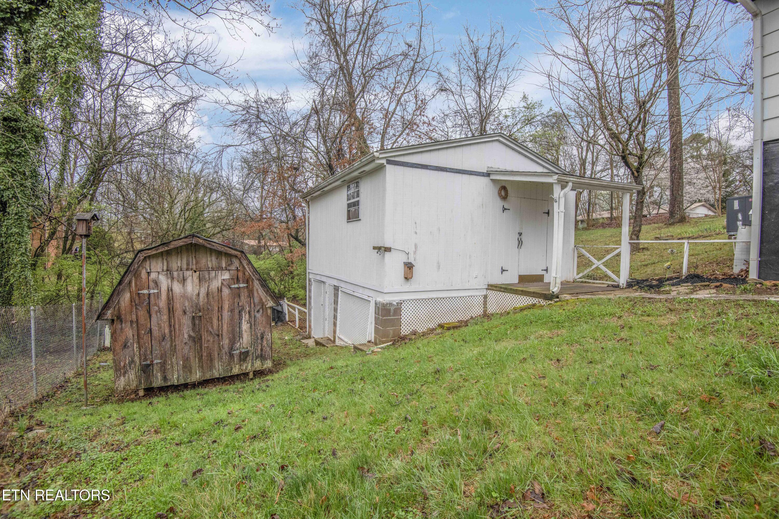 5814 Blossom Road Knoxville TN 37912