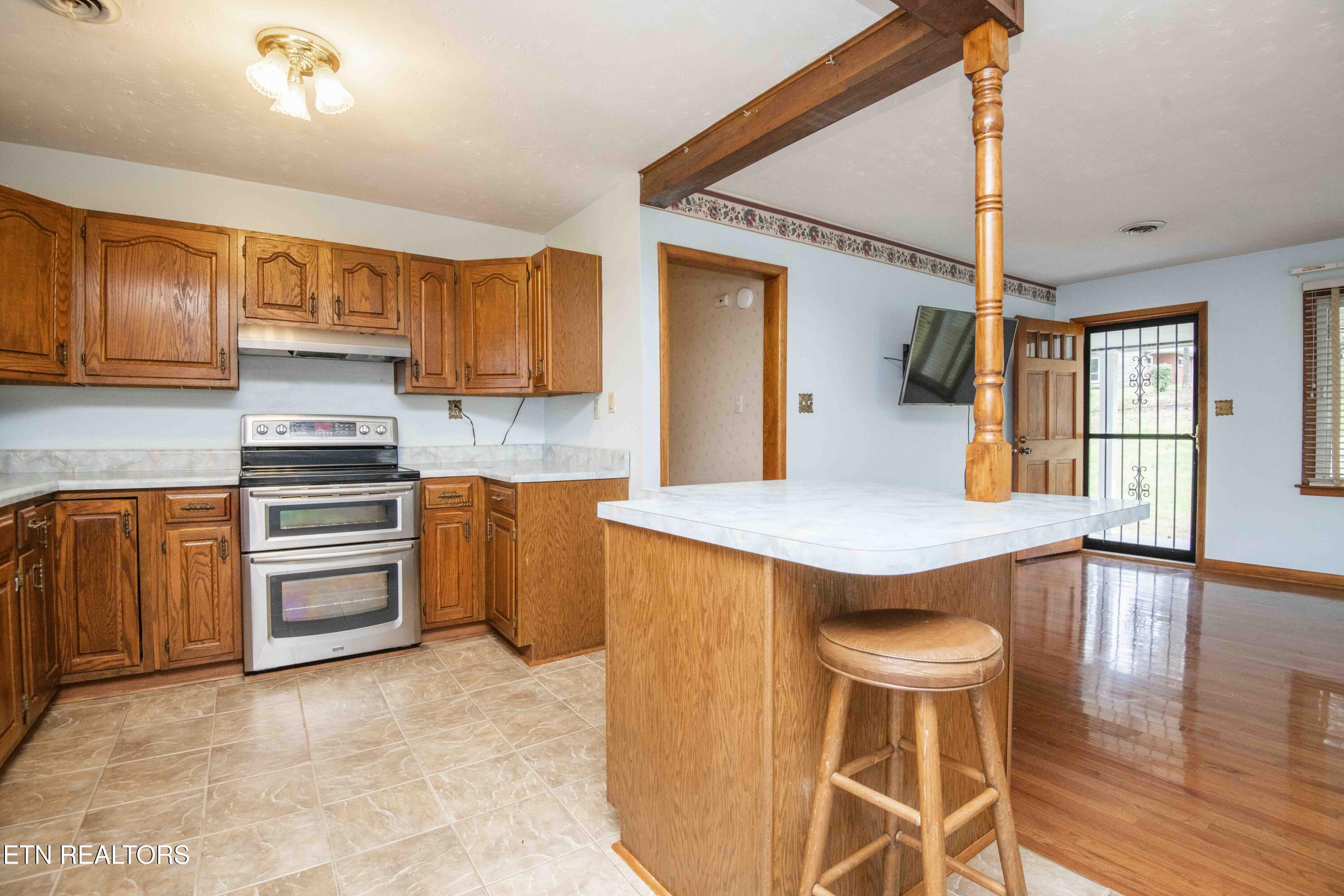 5814 Blossom Road Knoxville TN 37912