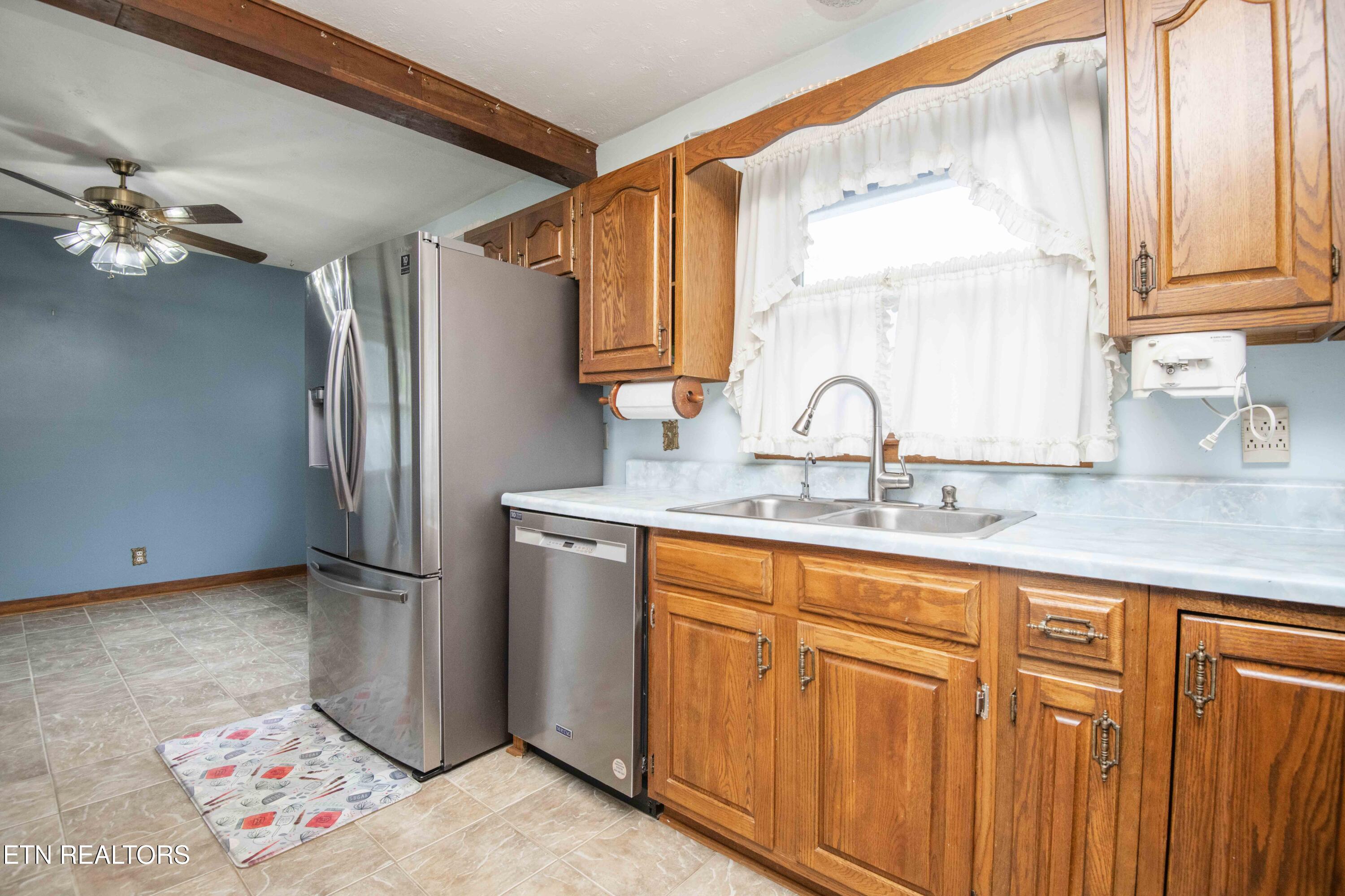 5814 Blossom Road Knoxville TN 37912