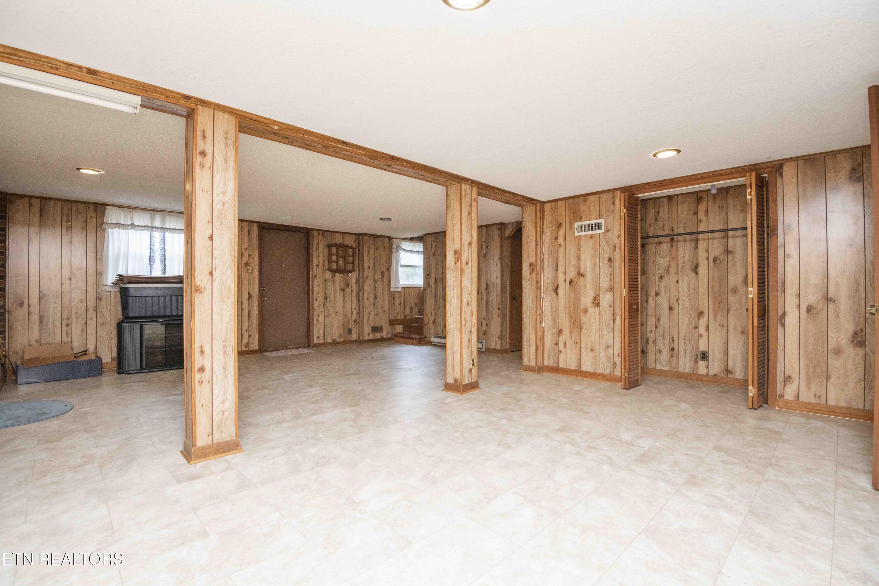 5814 Blossom Road Knoxville TN 37912