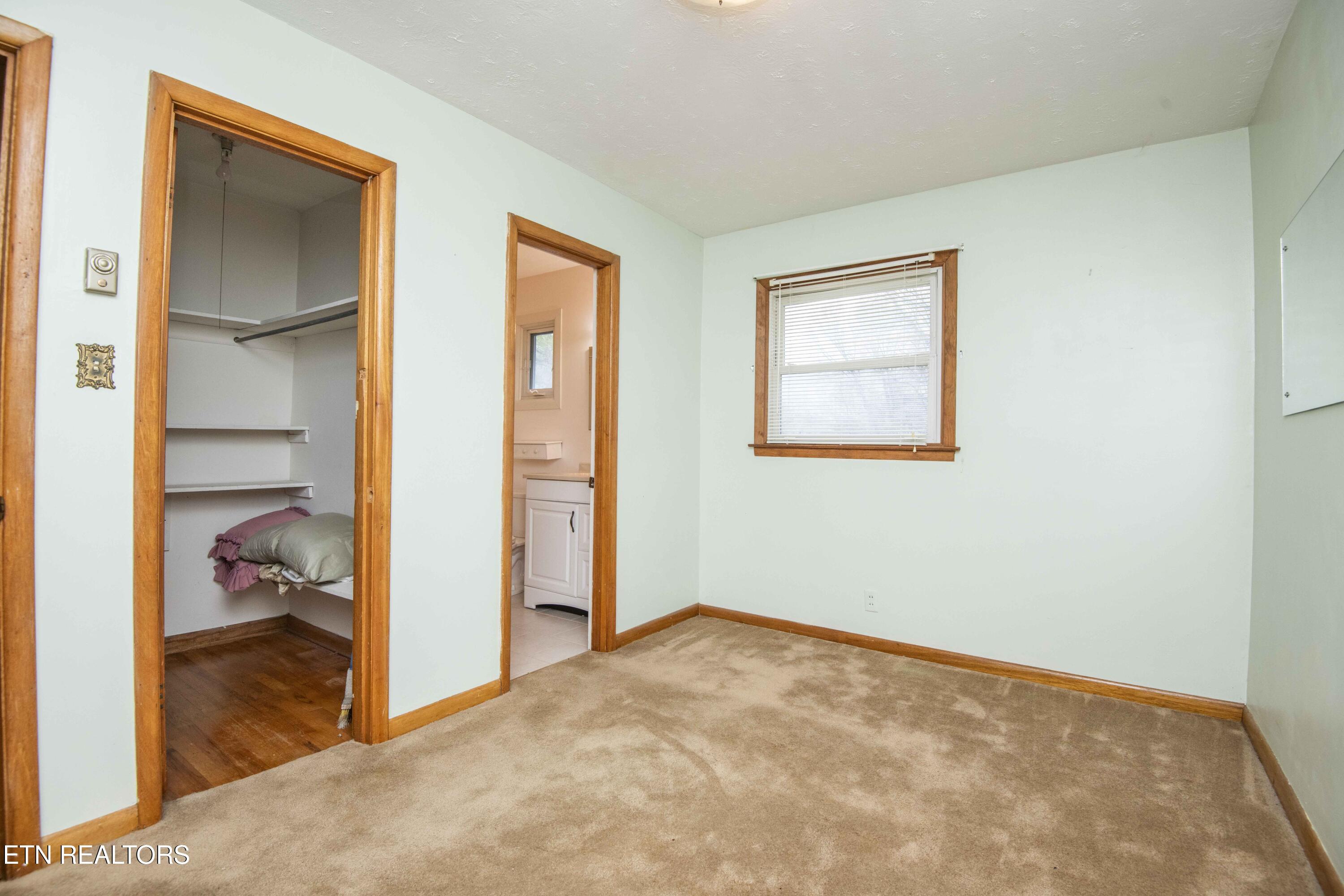 5814 Blossom Road Knoxville TN 37912
