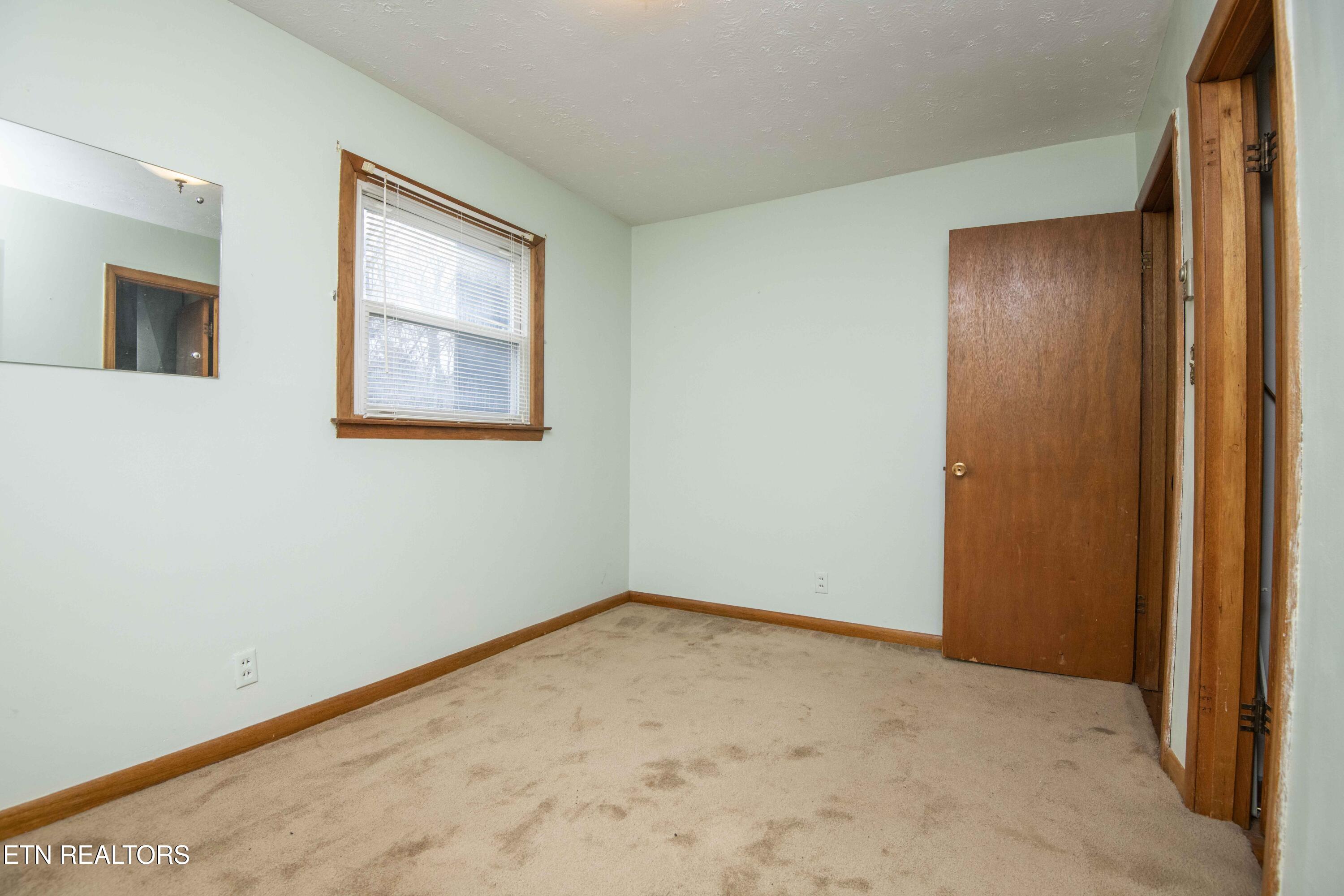 5814 Blossom Road Knoxville TN 37912