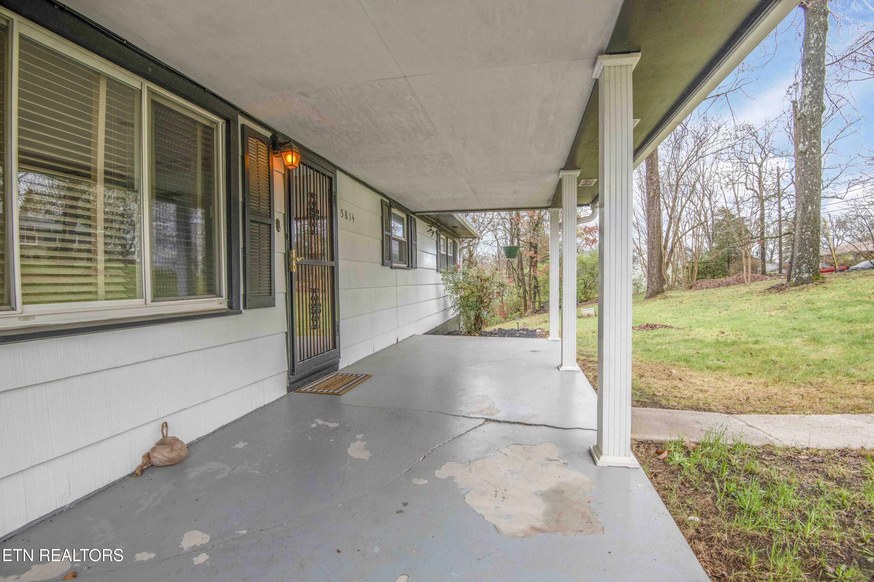 5814 Blossom Road Knoxville TN 37912