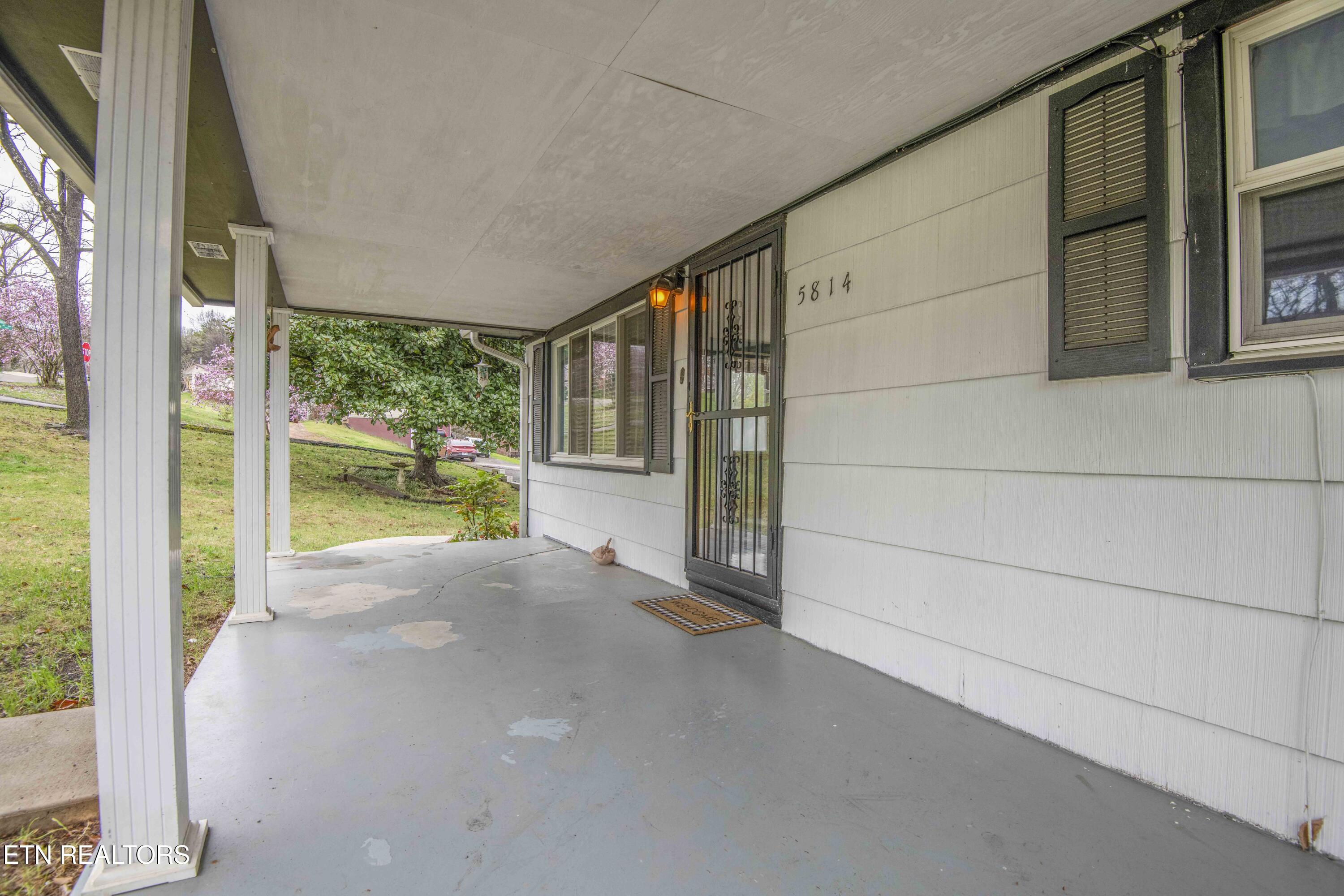 5814 Blossom Road Knoxville TN 37912